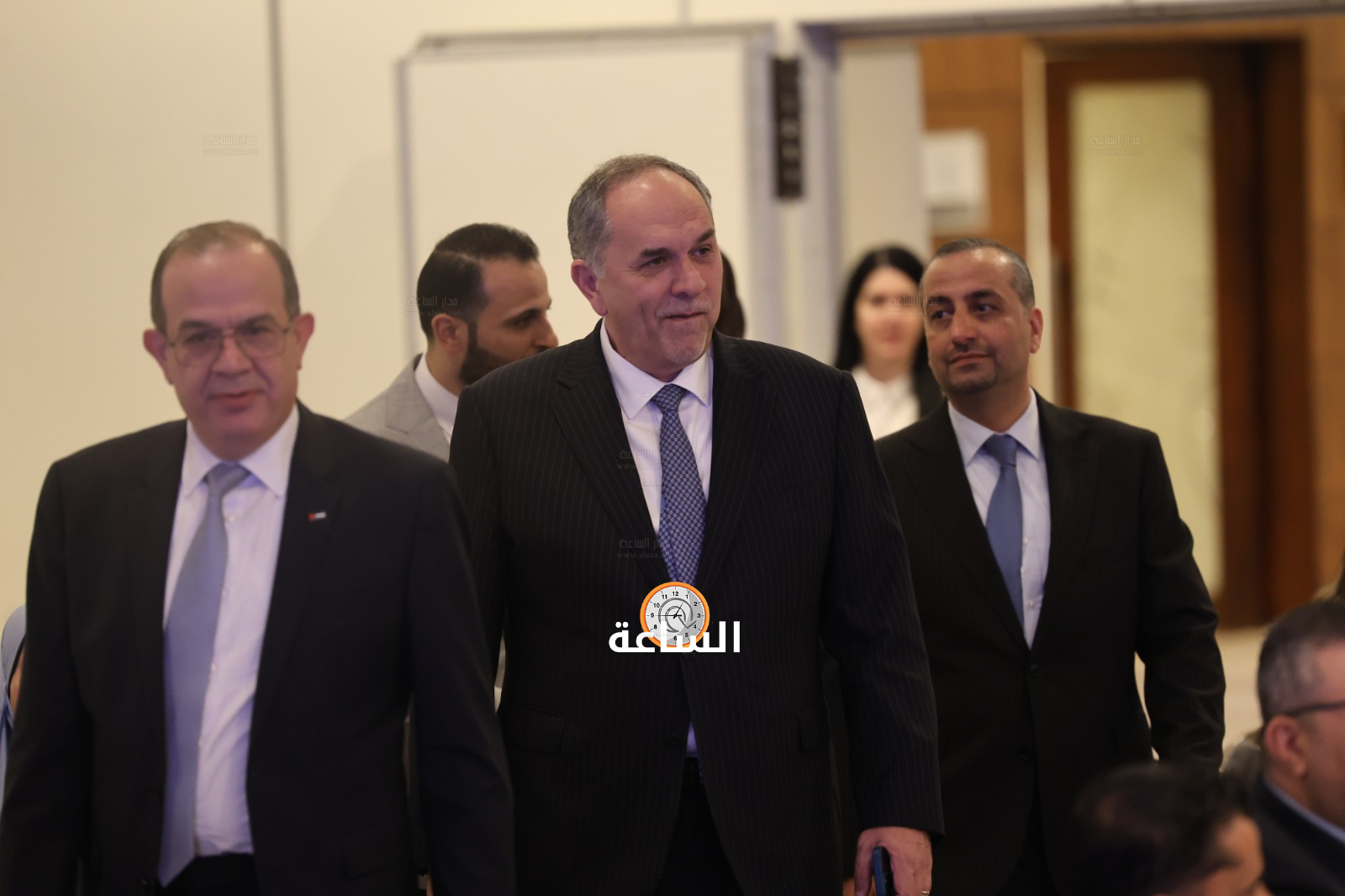 Madar Al-Saa Images 0.35437855342212465