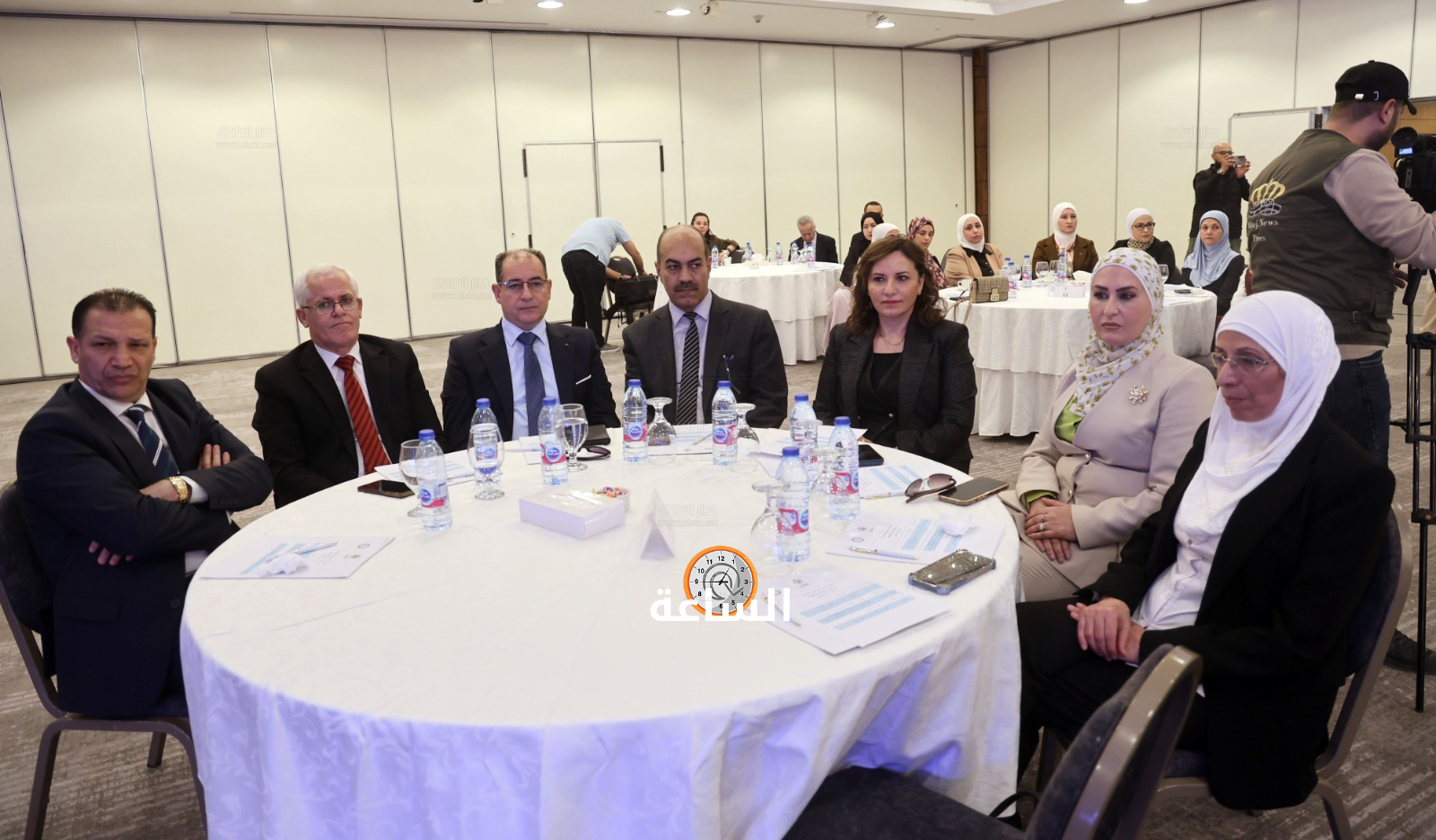 Madar Al-Saa Images 0.00015052490987321754