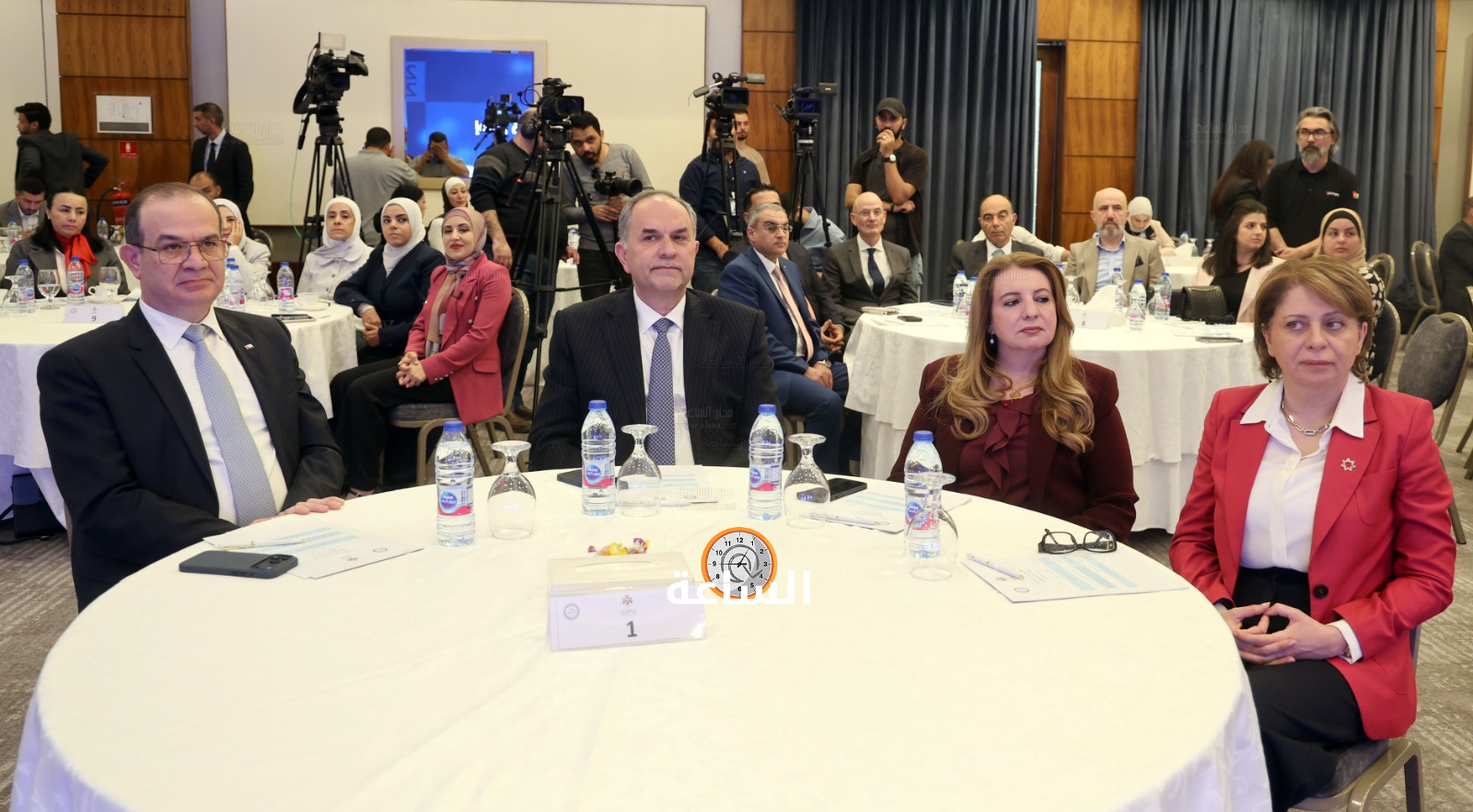 Madar Al-Saa Images 0.6014287028202988