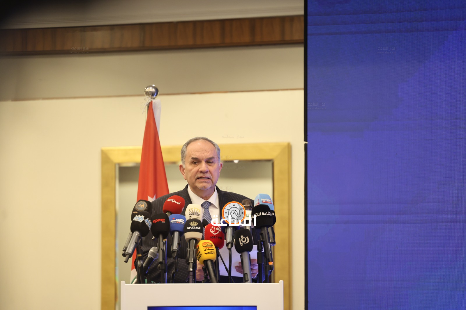 Madar Al-Saa Images 0.23286667464766797