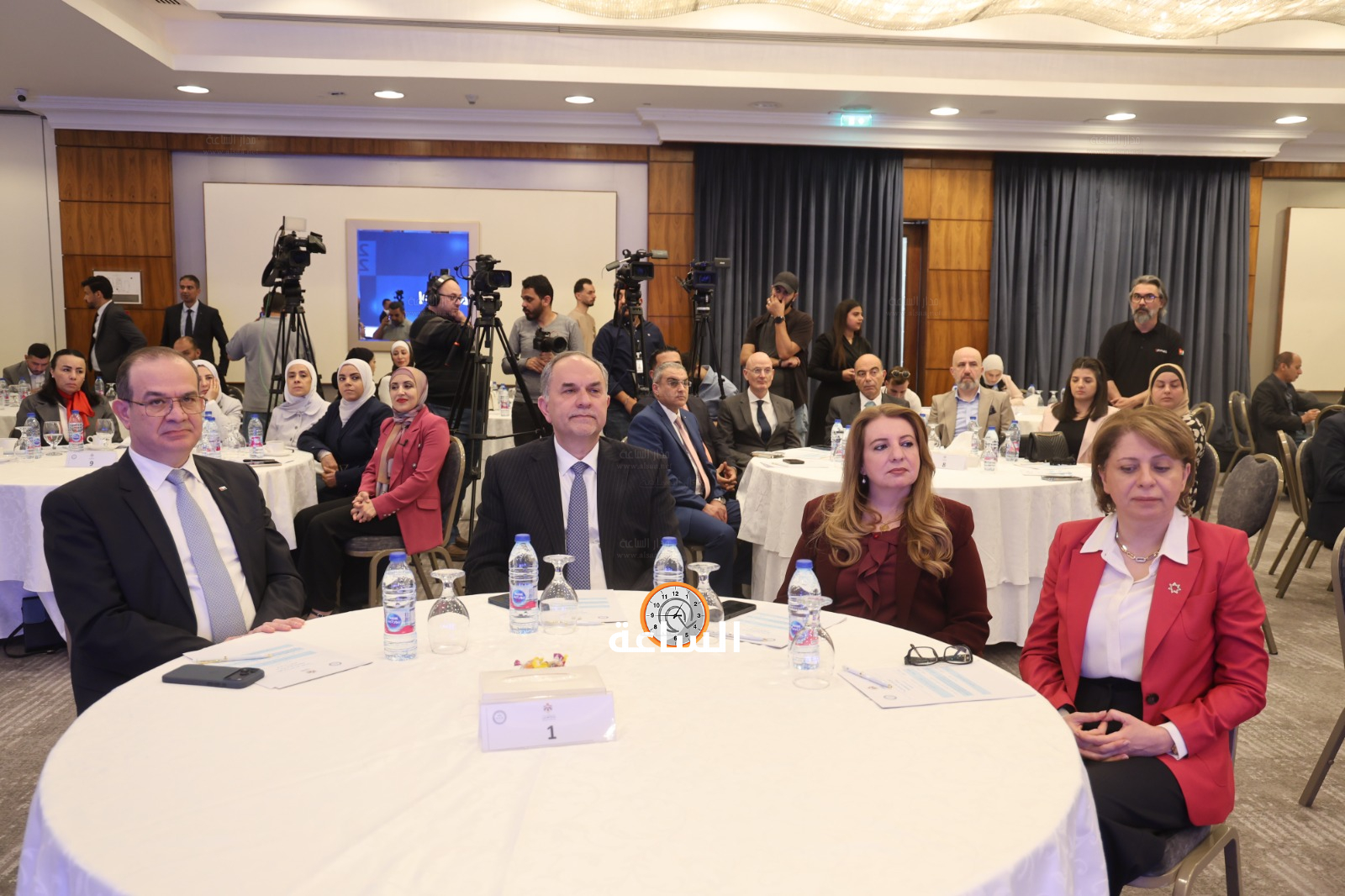 Madar Al-Saa Images 0.3554936266678488