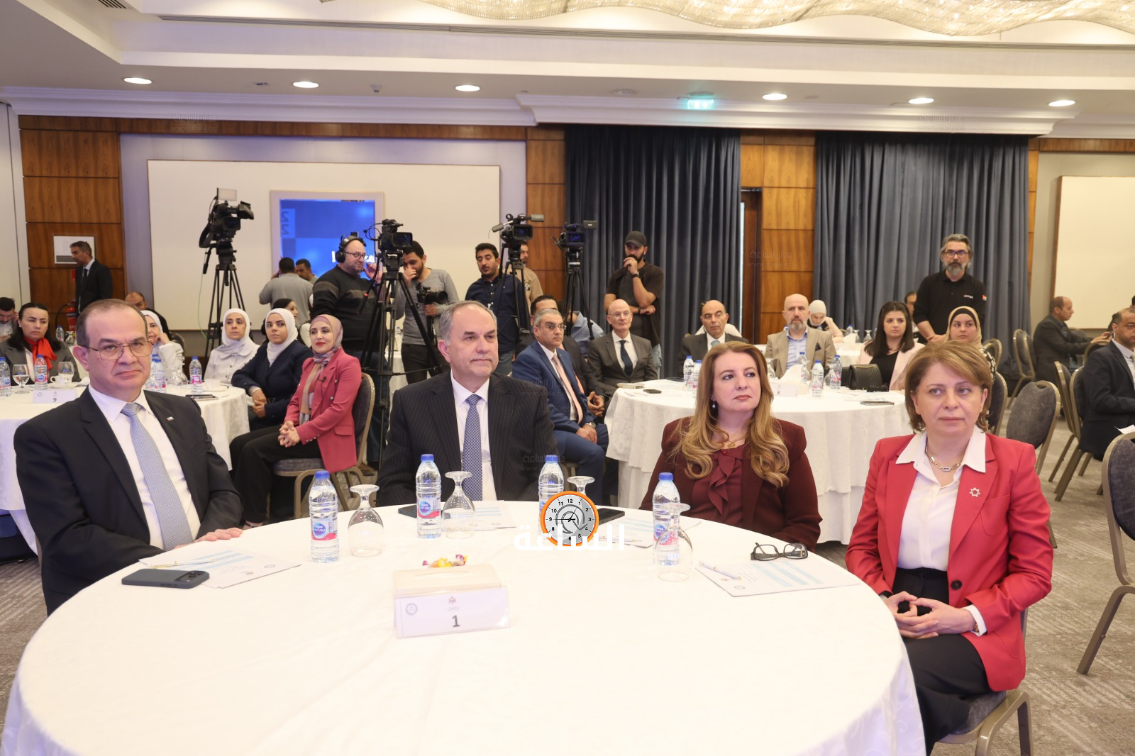 Madar Al-Saa Images 0.40009250494963833