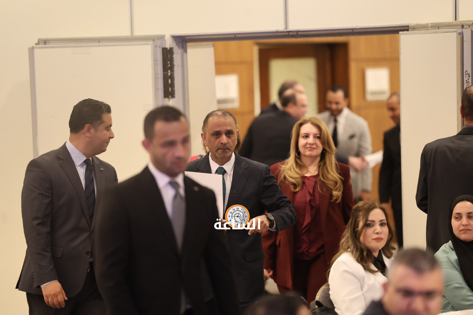 Madar Al-Saa Images 0.043063693584142304