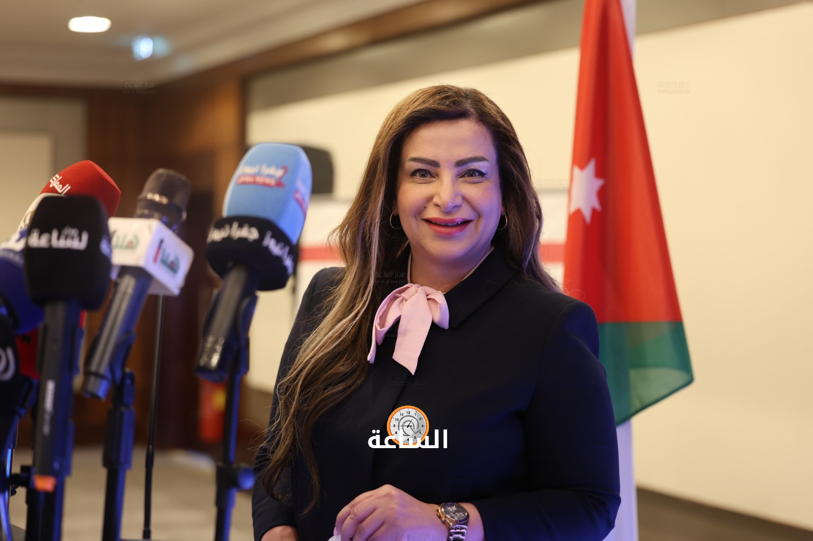 Madar Al-Saa Images 0.6407316376888023