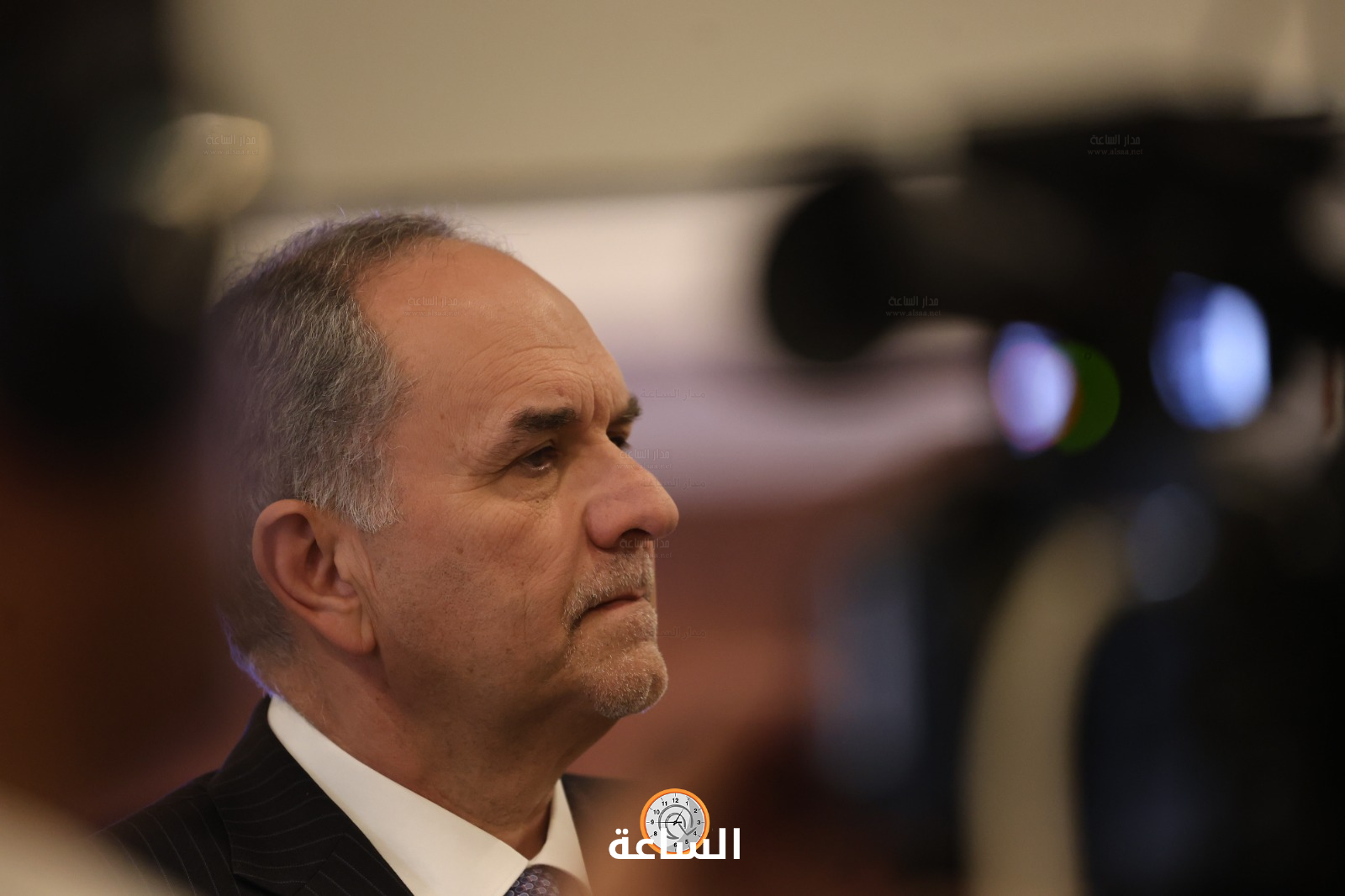 Madar Al-Saa Images 0.16394210505652462