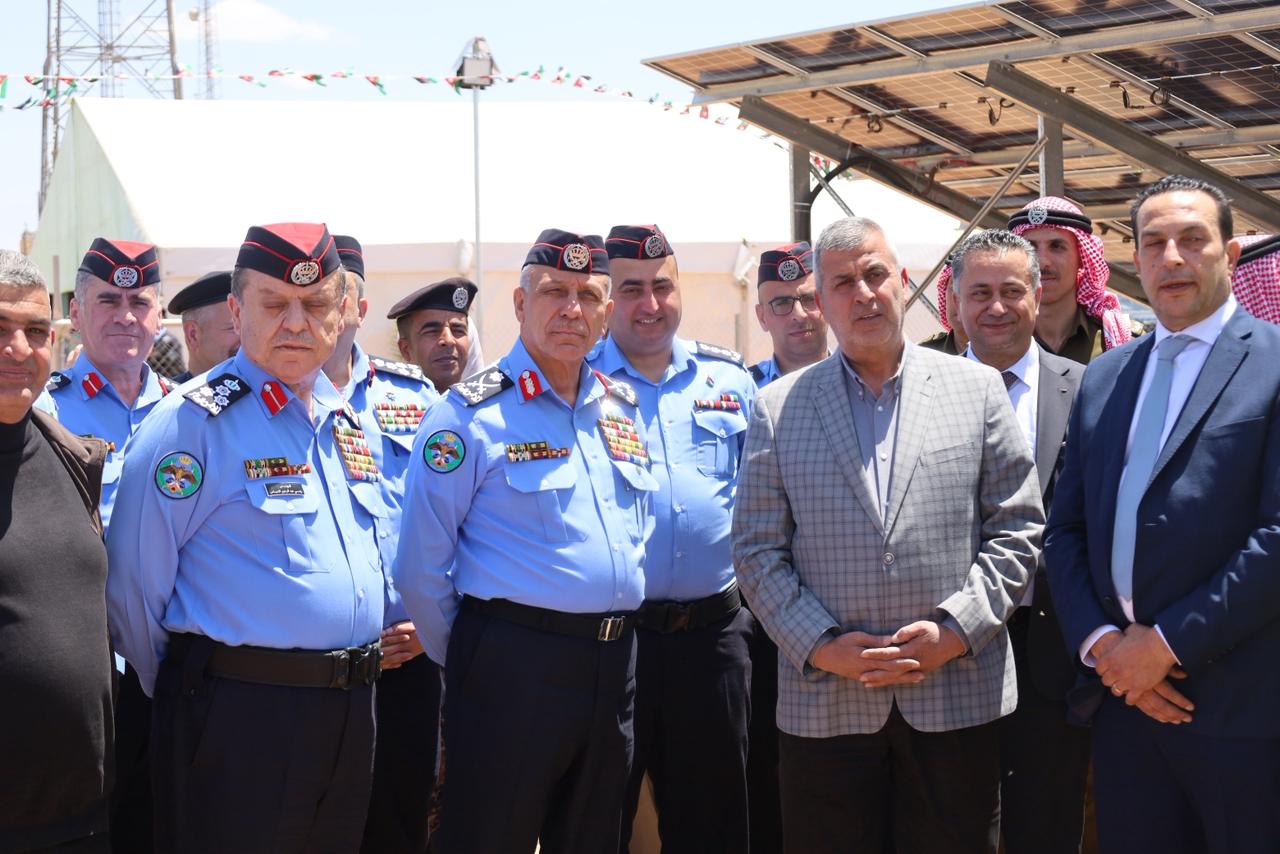 Madar Al-Saa Images 0.3536102517049121