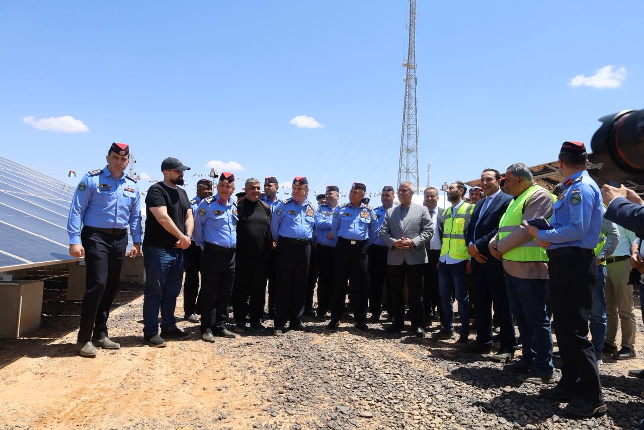 Madar Al-Saa Images 0.14518631612284238