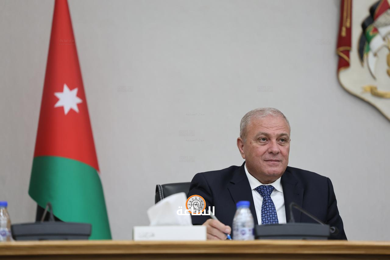 Madar Al-Saa Images 0.7326556453777409