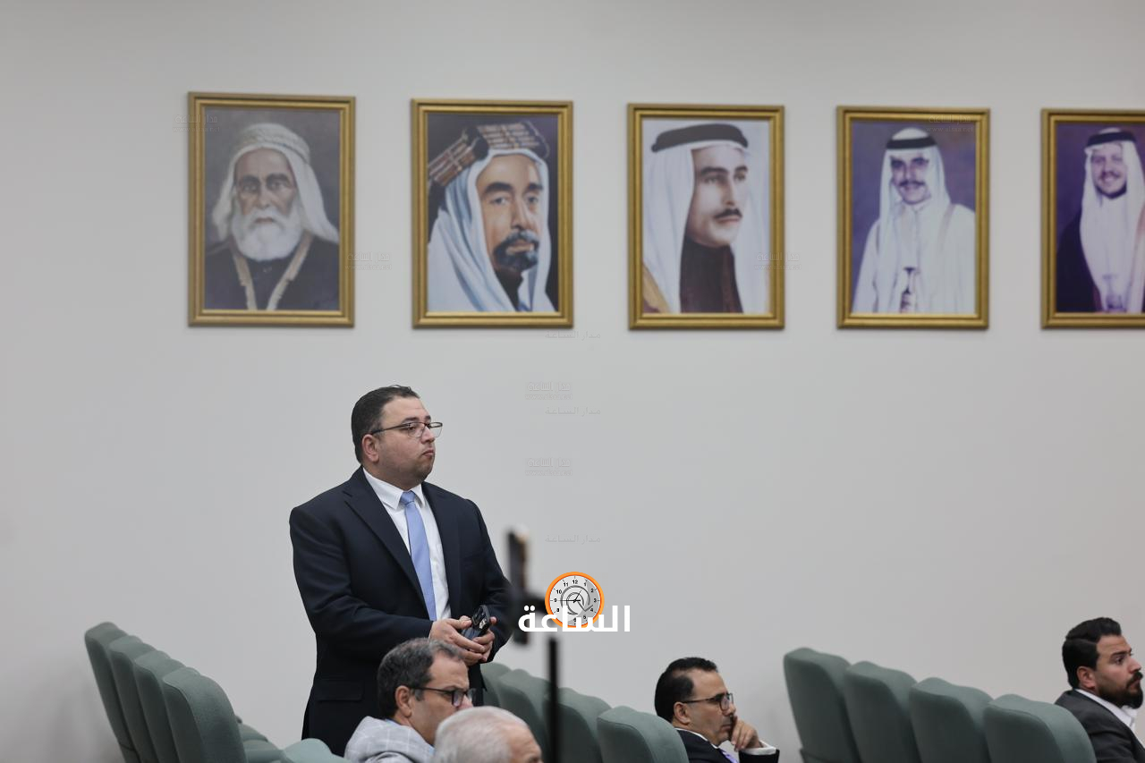 Madar Al-Saa Images 0.2411464949789044