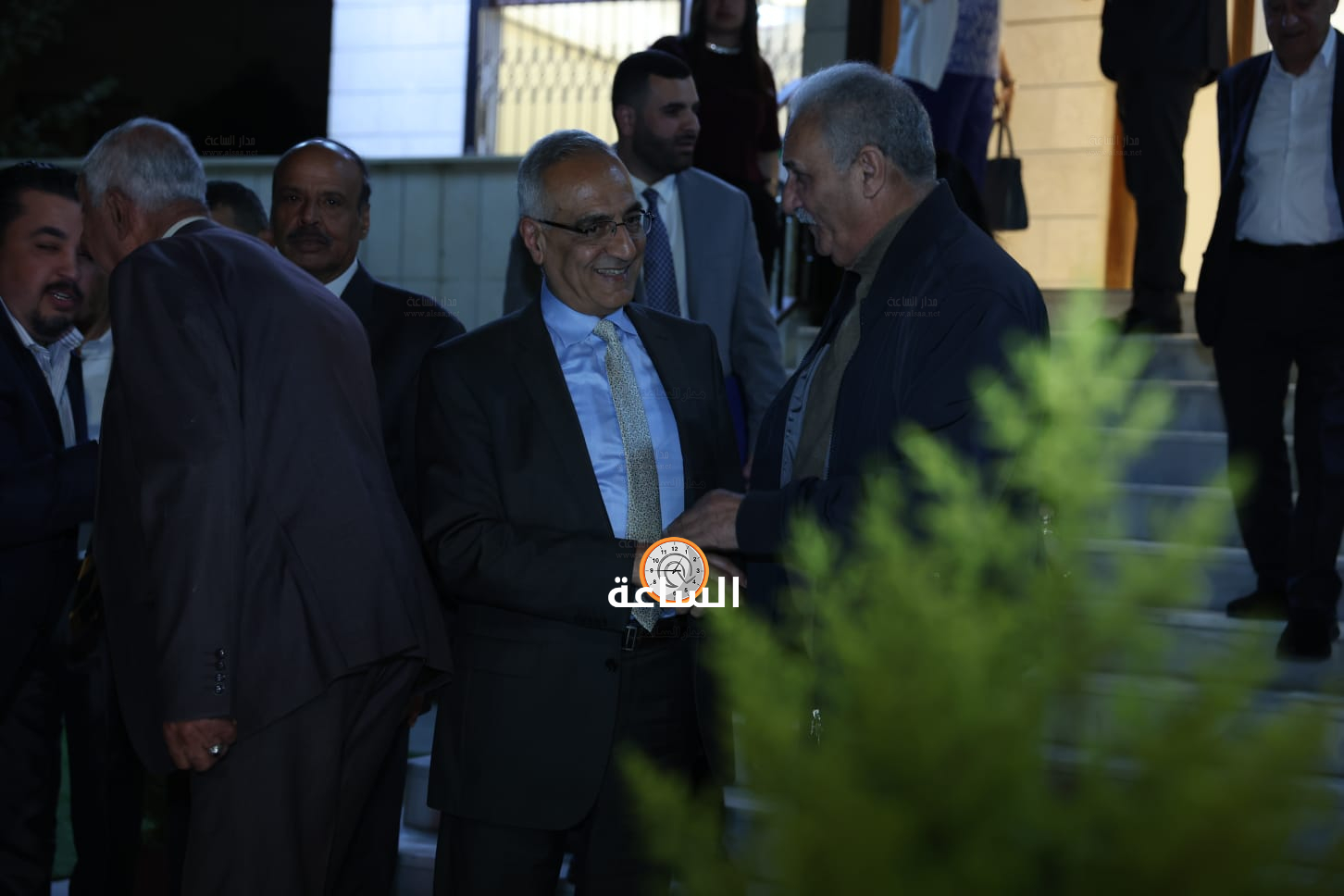 Madar Al-Saa Images 0.4159640130196053