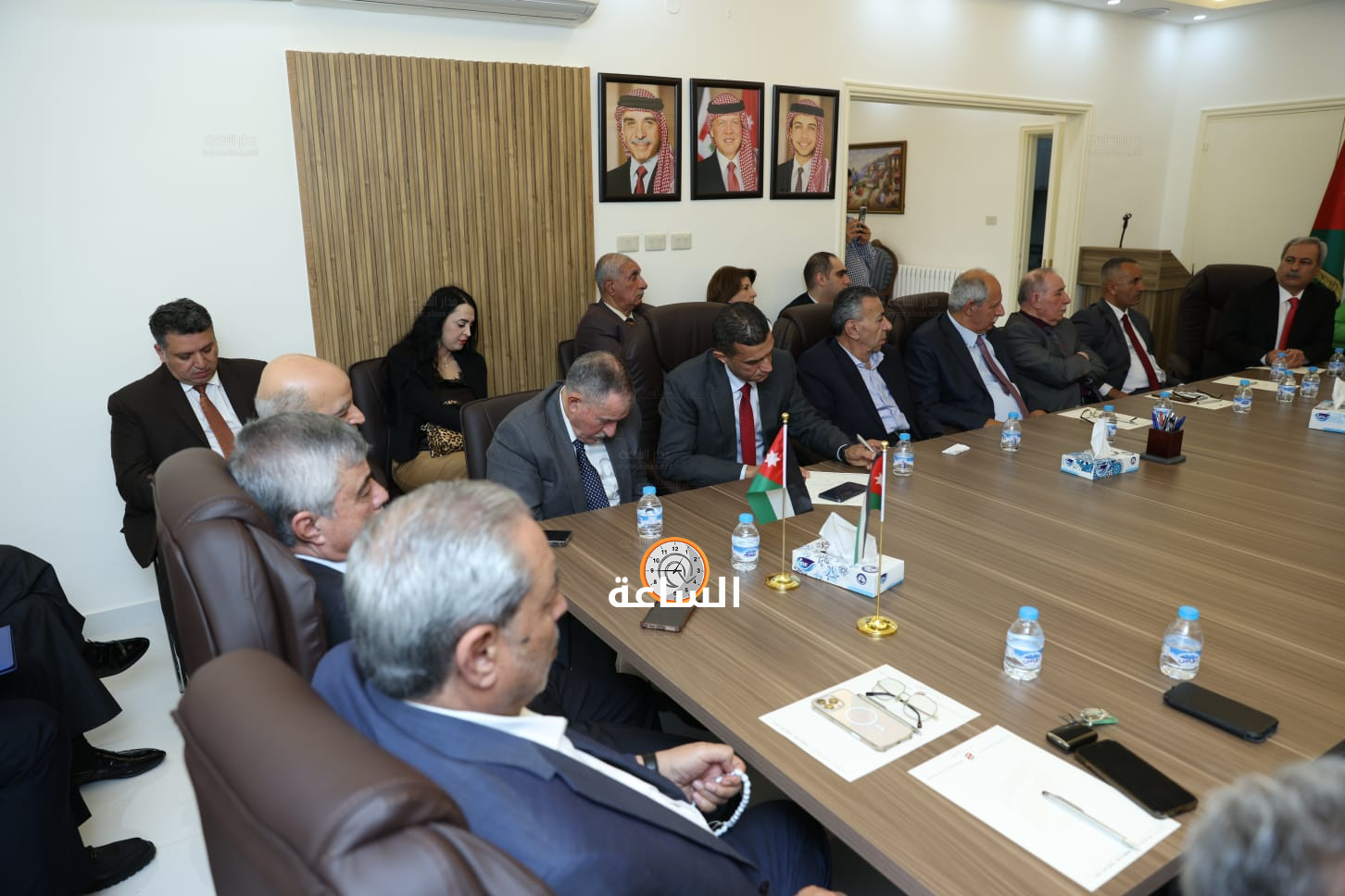 Madar Al-Saa Images 0.25895325915079903