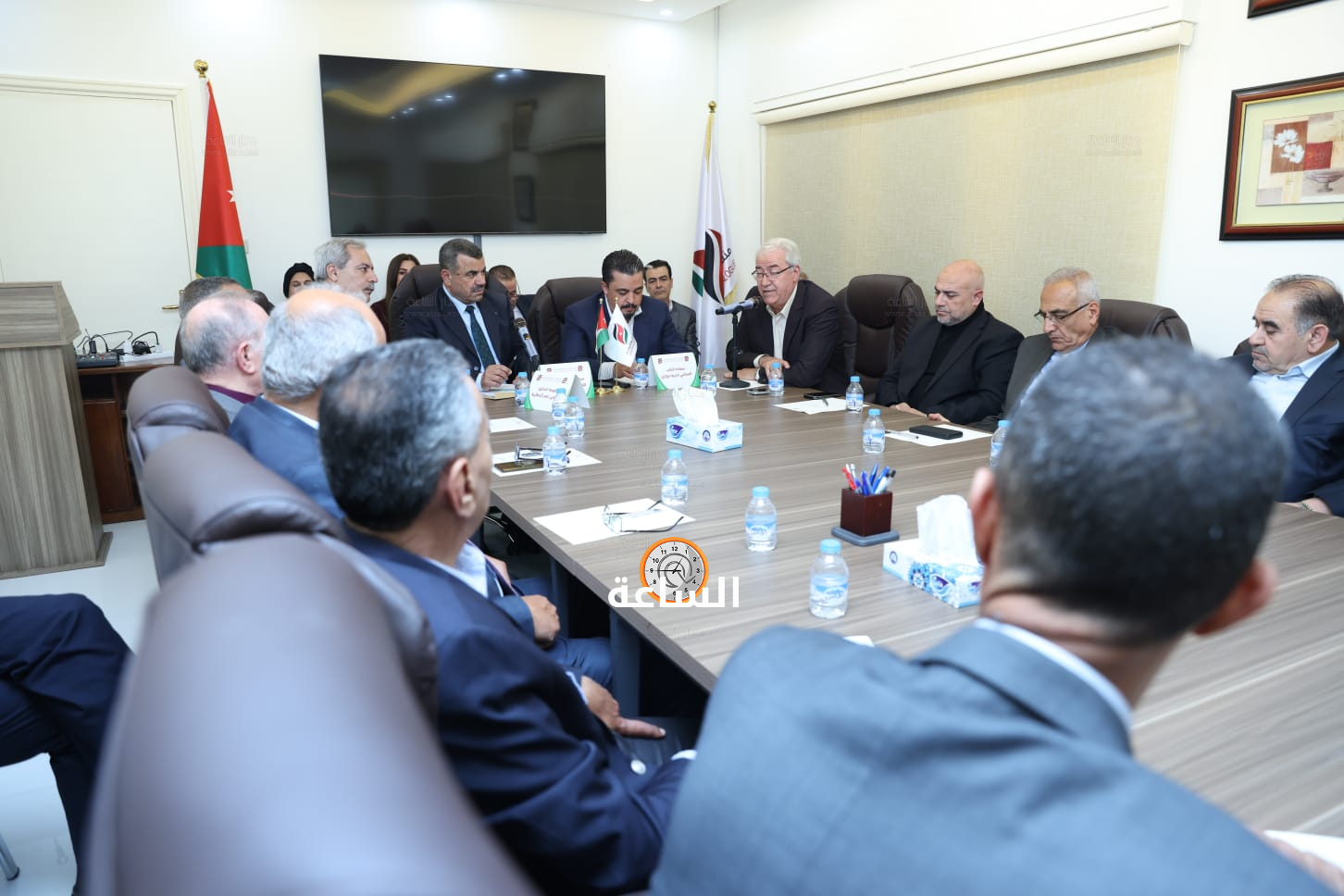 Madar Al-Saa Images 0.7554144227191671