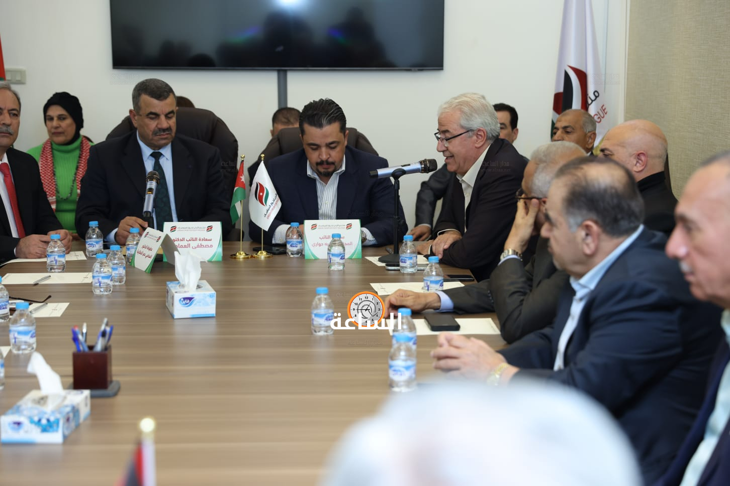 Madar Al-Saa Images 0.22121097944255086