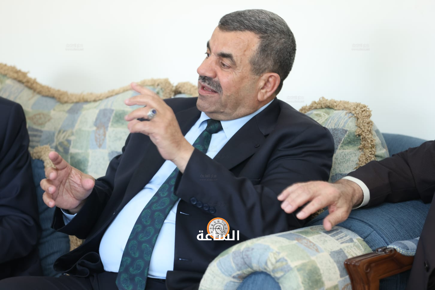 Madar Al-Saa Images 0.26973942382646265