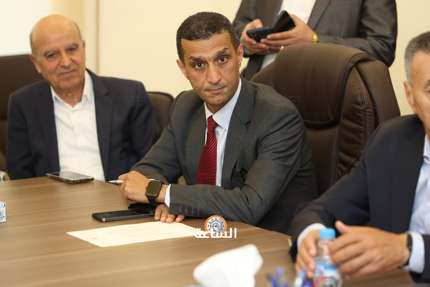 Madar Al-Saa Images 0.3490574989072286