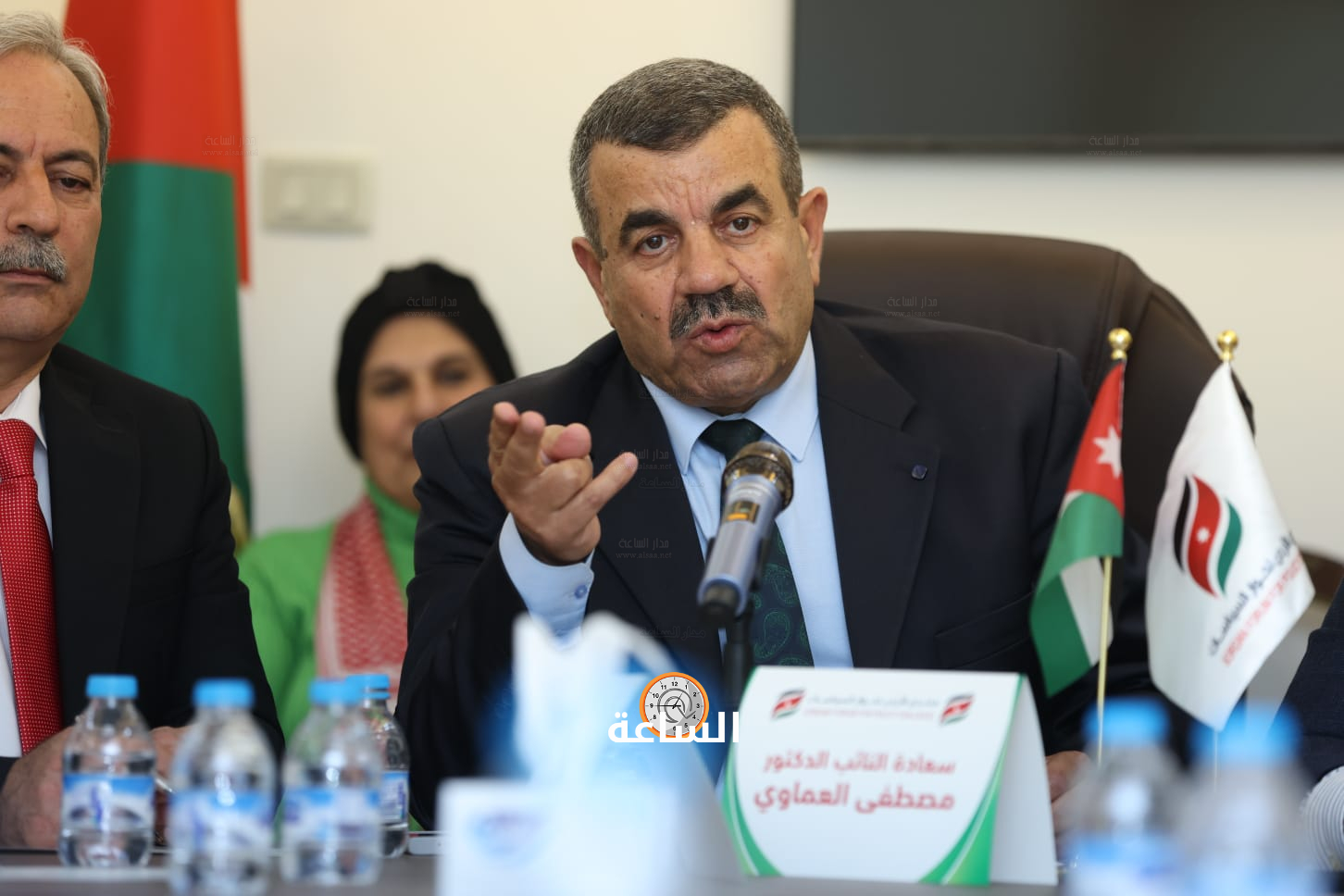 Madar Al-Saa Images 0.9861695718757378