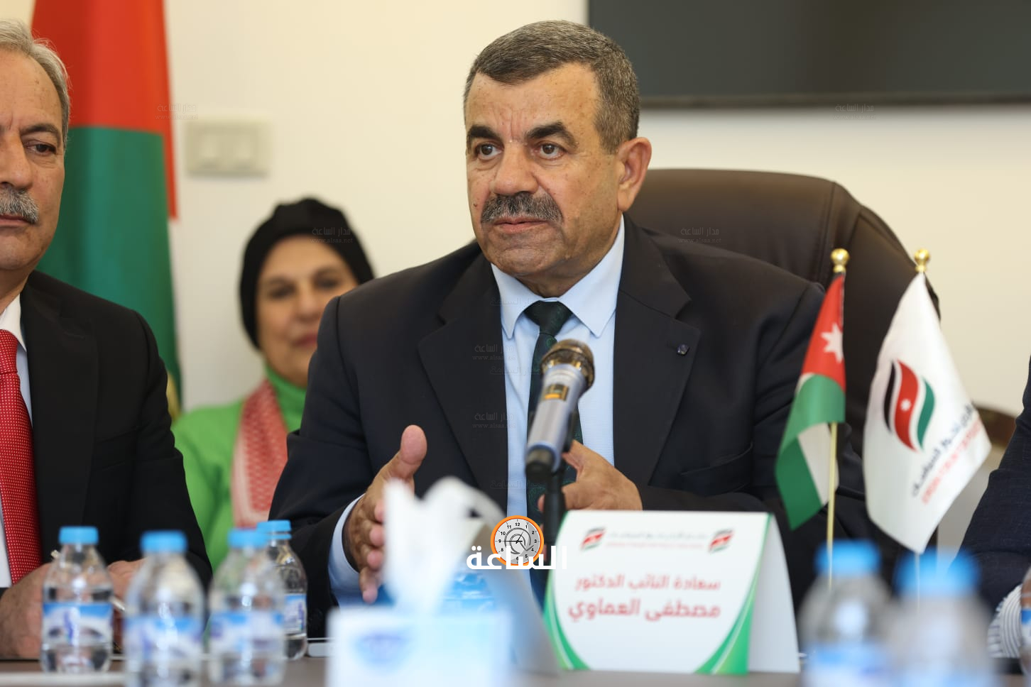 Madar Al-Saa Images 0.852366179553205