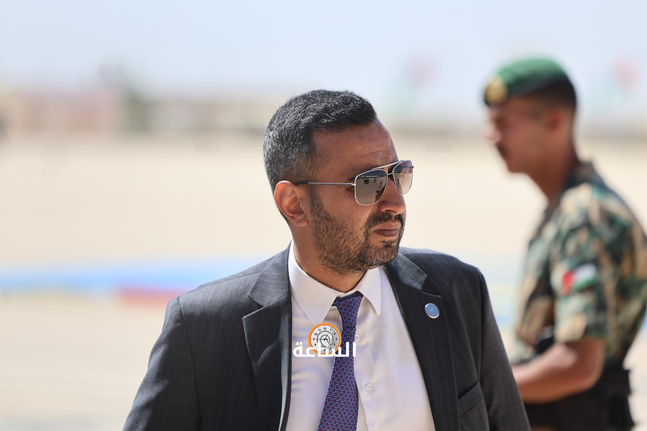 Madar Al-Saa Images 0.38569798790445775