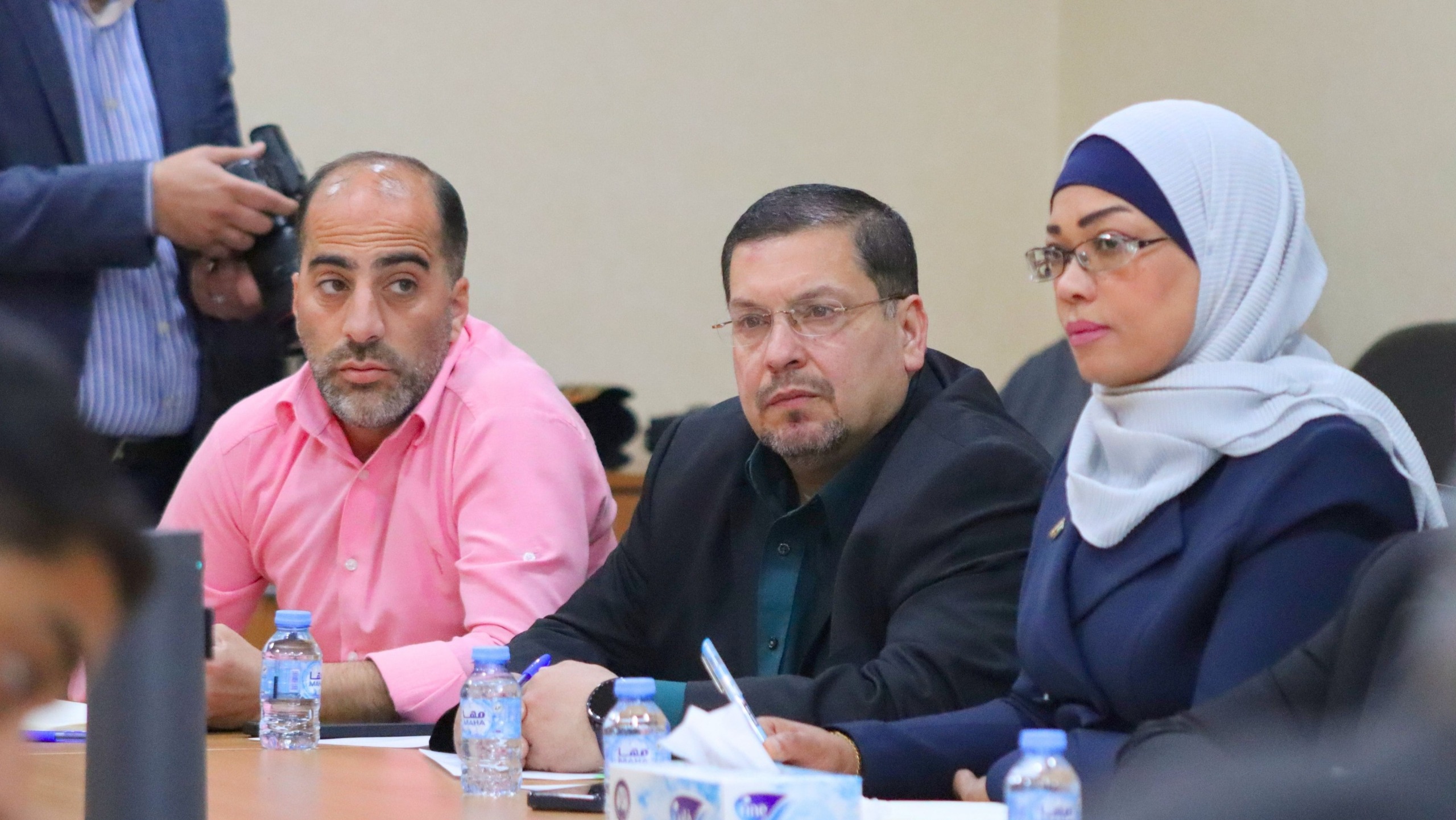 Madar Al-Saa Images 0.4213674289108672