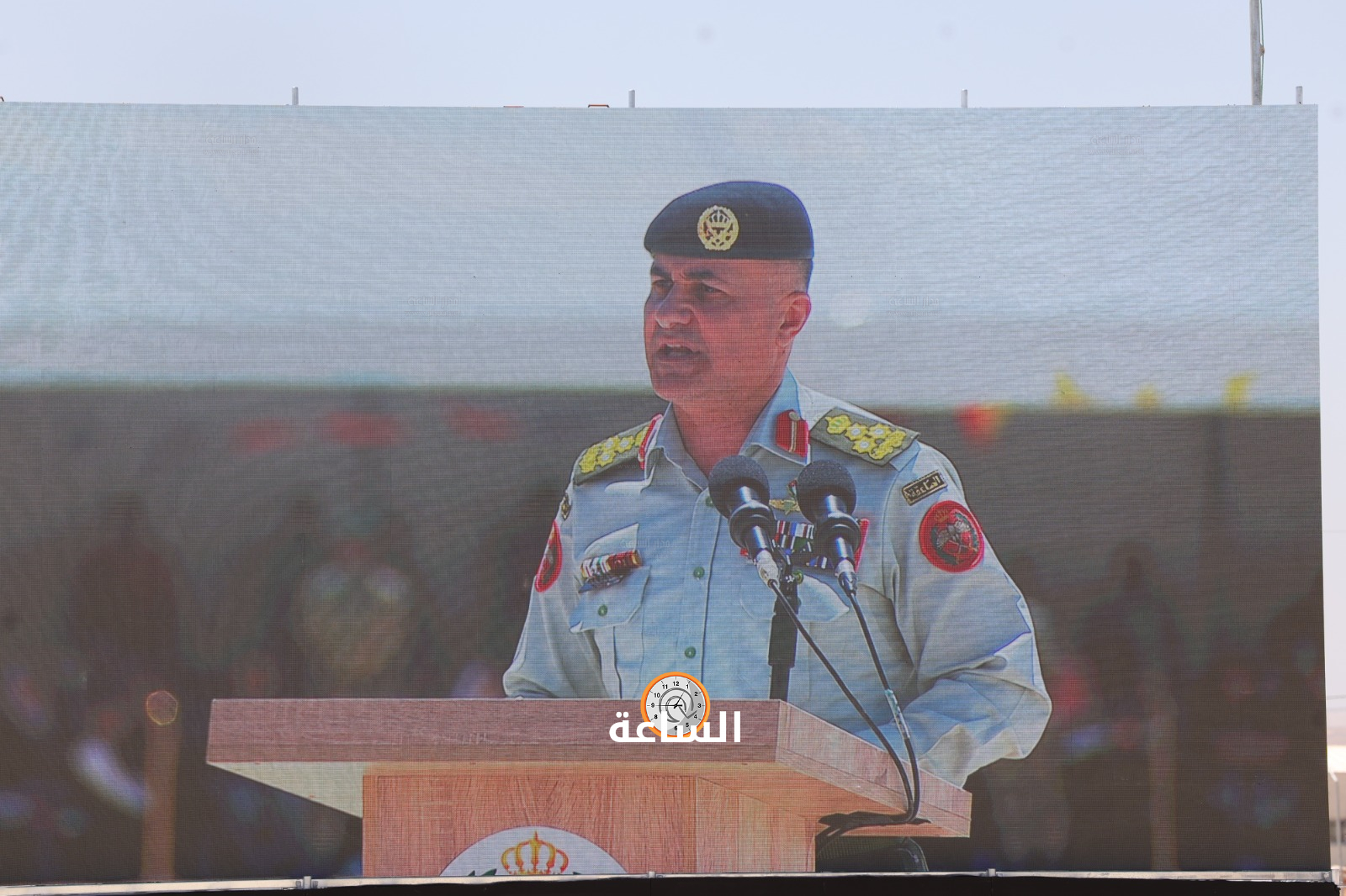 Madar Al-Saa Images 0.057656030412007064