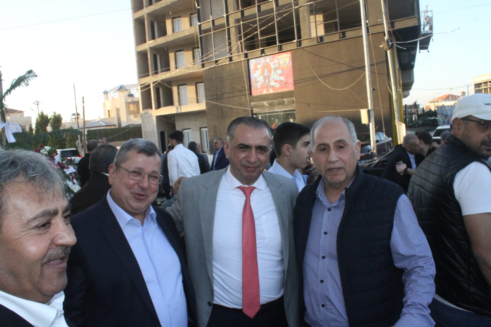 Madar Al-Saa Images 0.5910961478594545