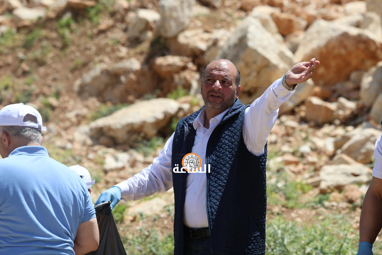 Madar Al-Saa Images 0.12938921532484204