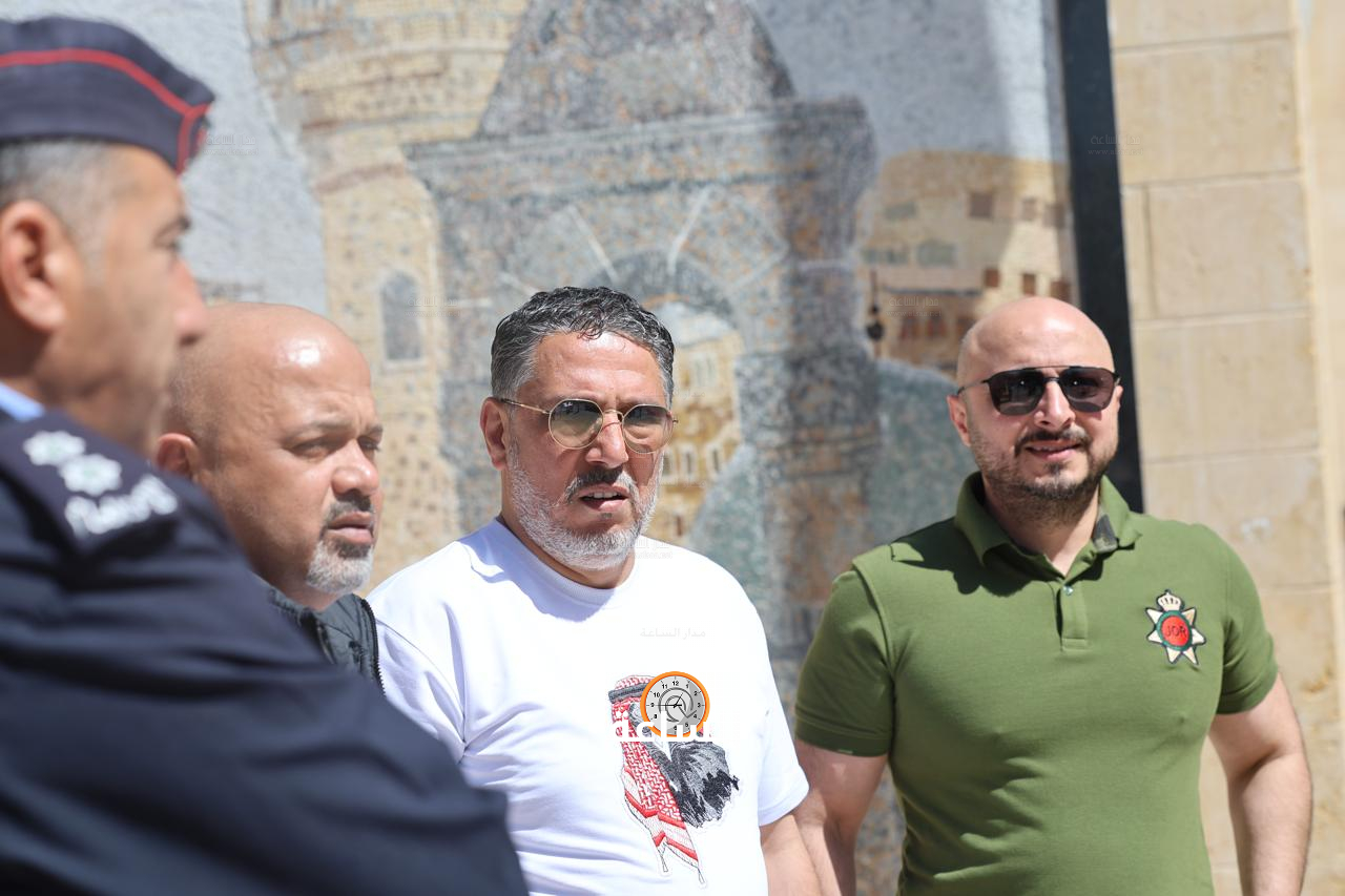 Madar Al-Saa Images 0.8791568358109328