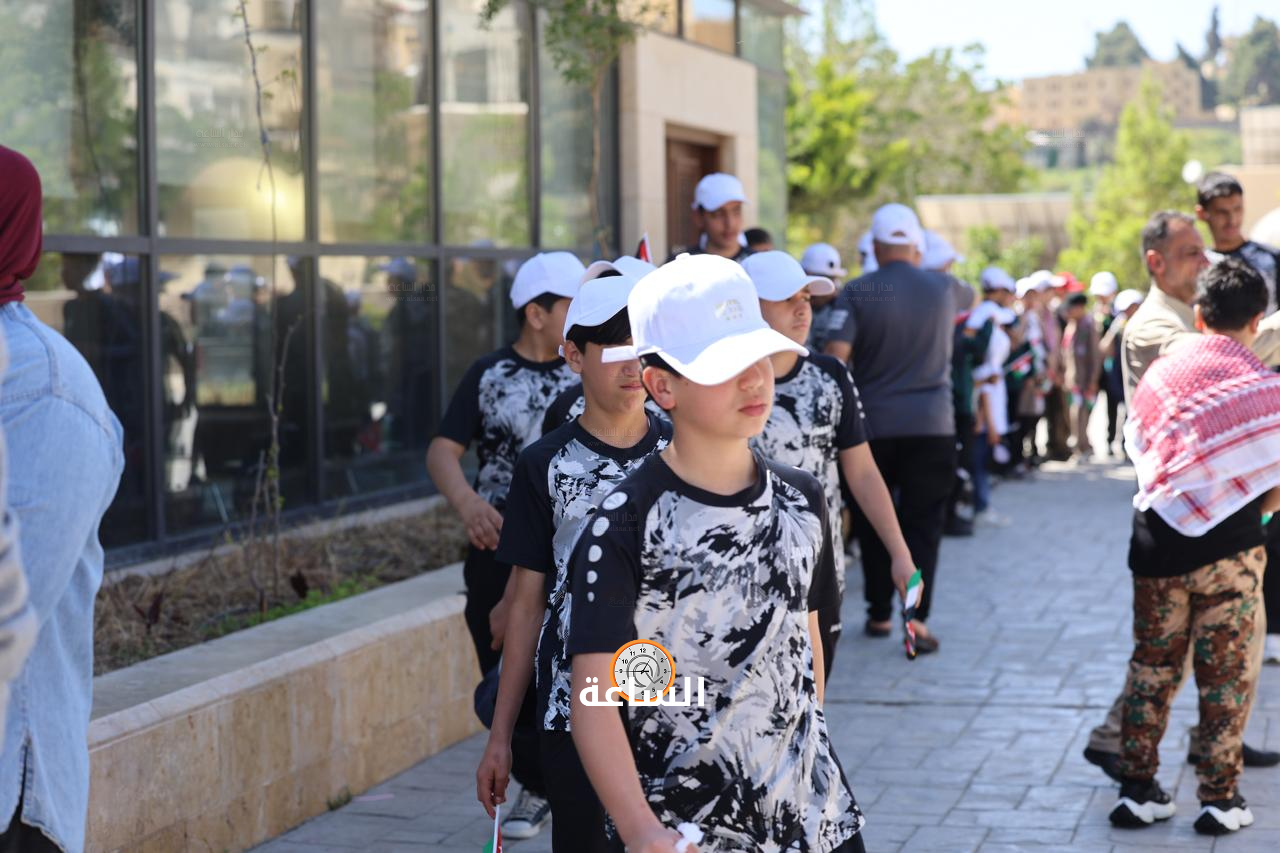 Madar Al-Saa Images 0.47224995128042435