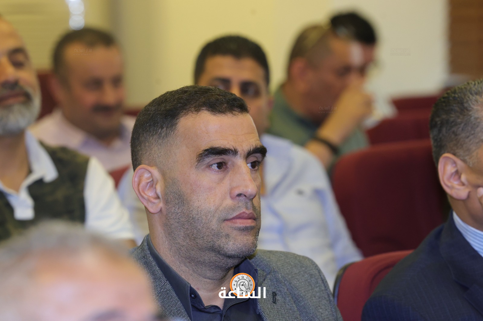 Madar Al-Saa Images 0.7035430128467284