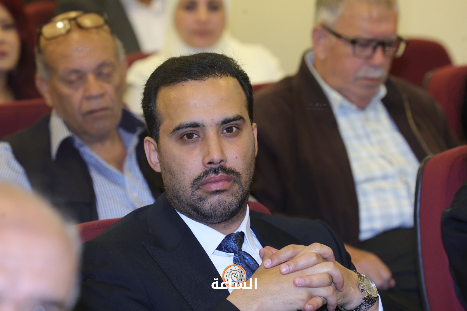 Madar Al-Saa Images 0.6636102510853809