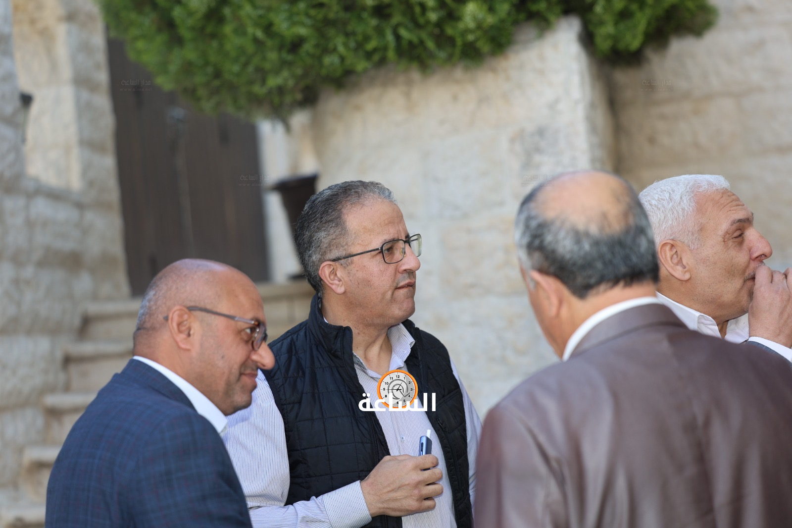 Madar Al-Saa Images 0.956054697620185