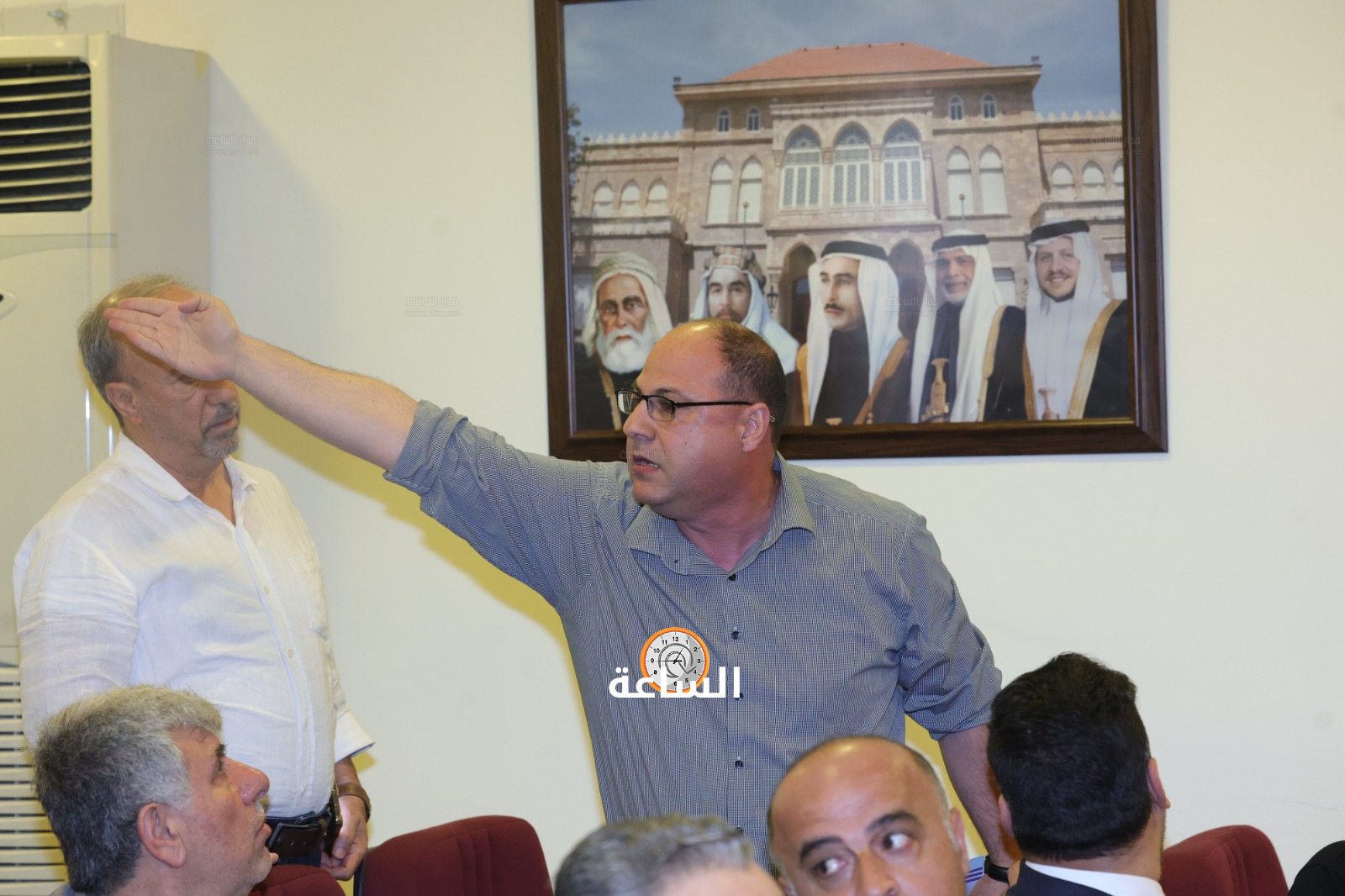 Madar Al-Saa Images 0.6645876156185656