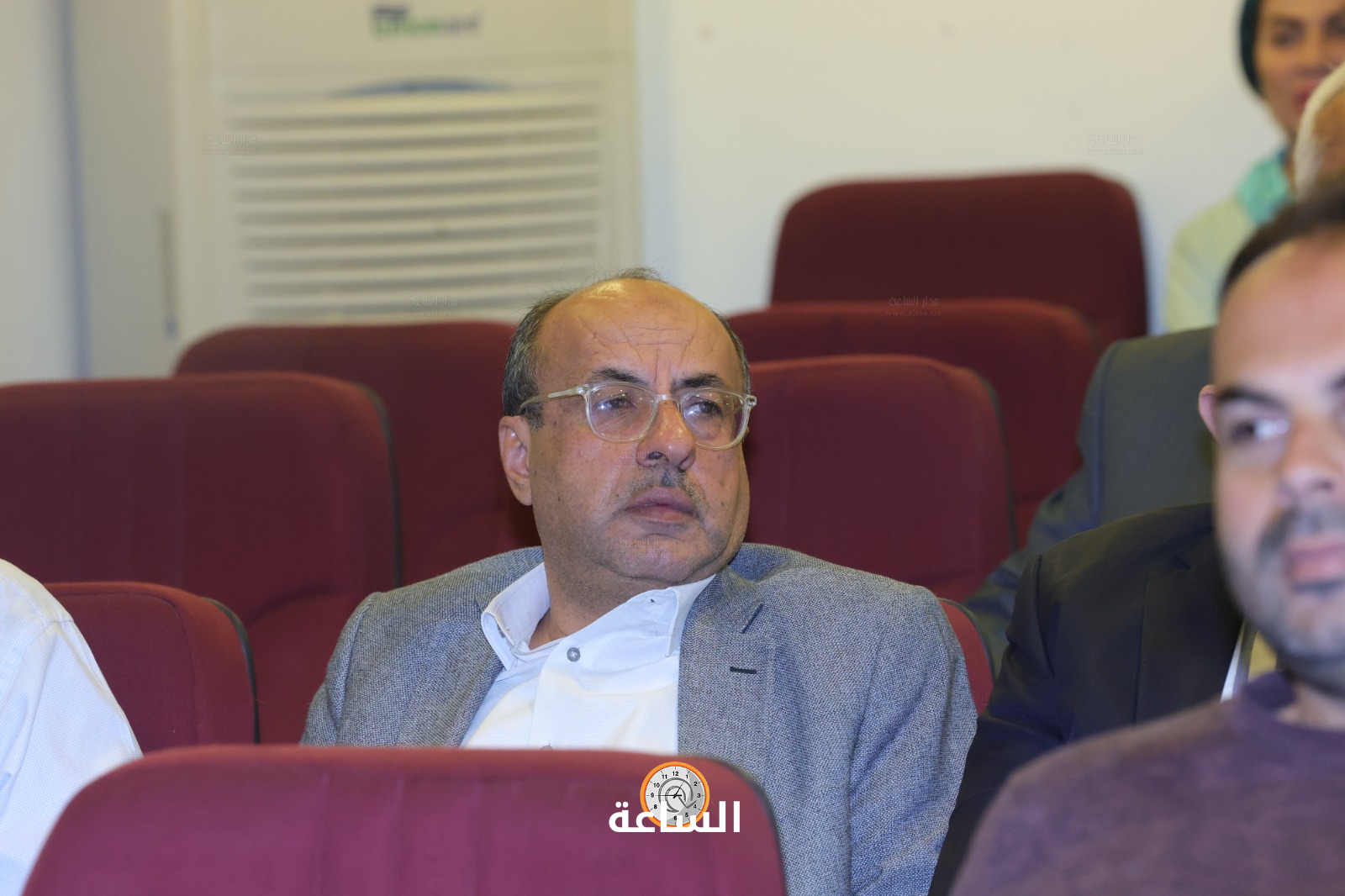 Madar Al-Saa Images 0.7065378087107591