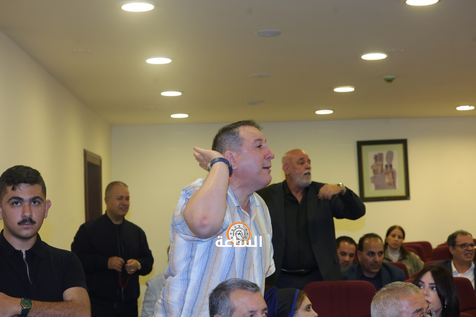 Madar Al-Saa Images 0.5579519451850713