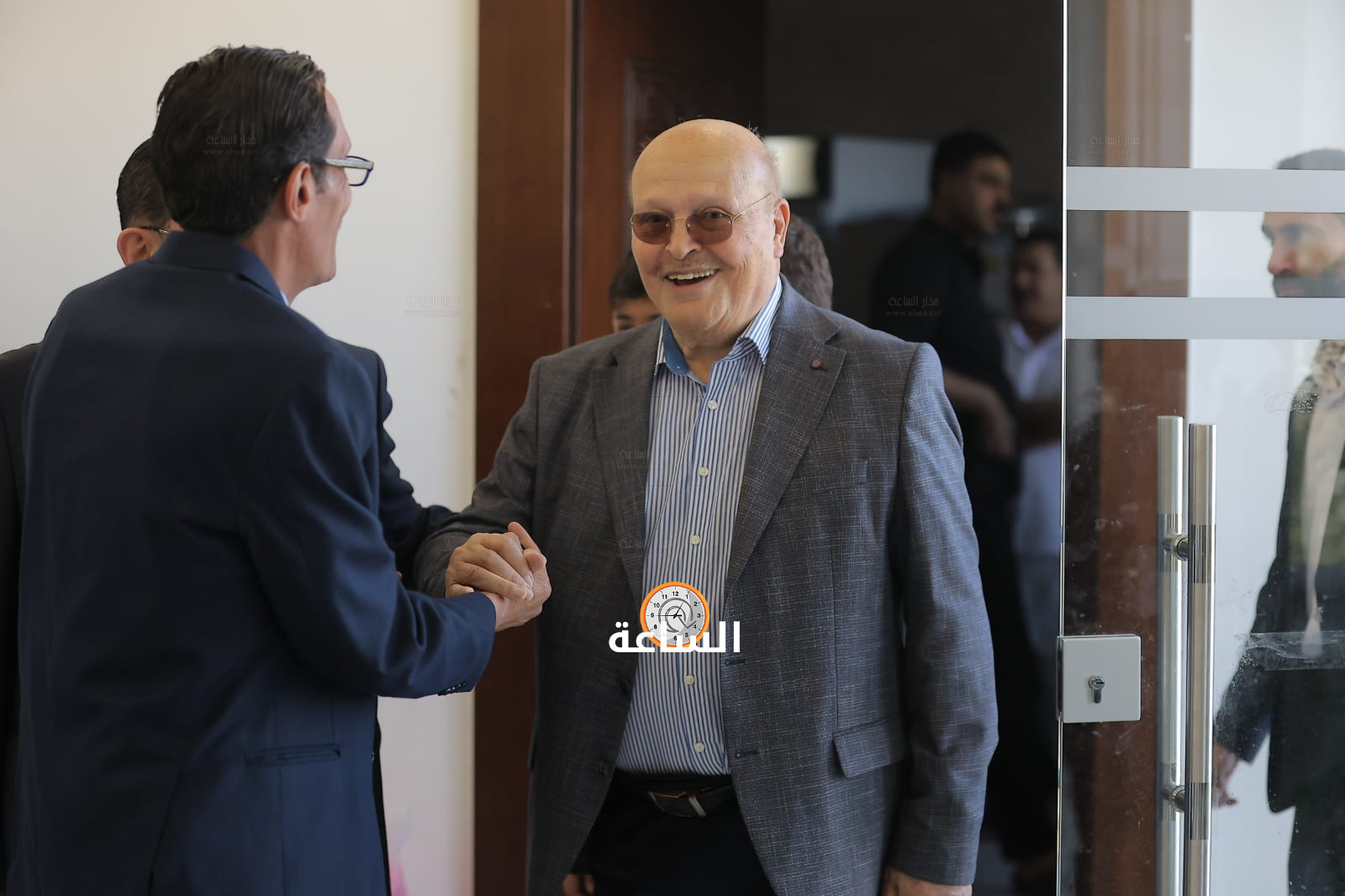 Madar Al-Saa Images 0.8350920708475662