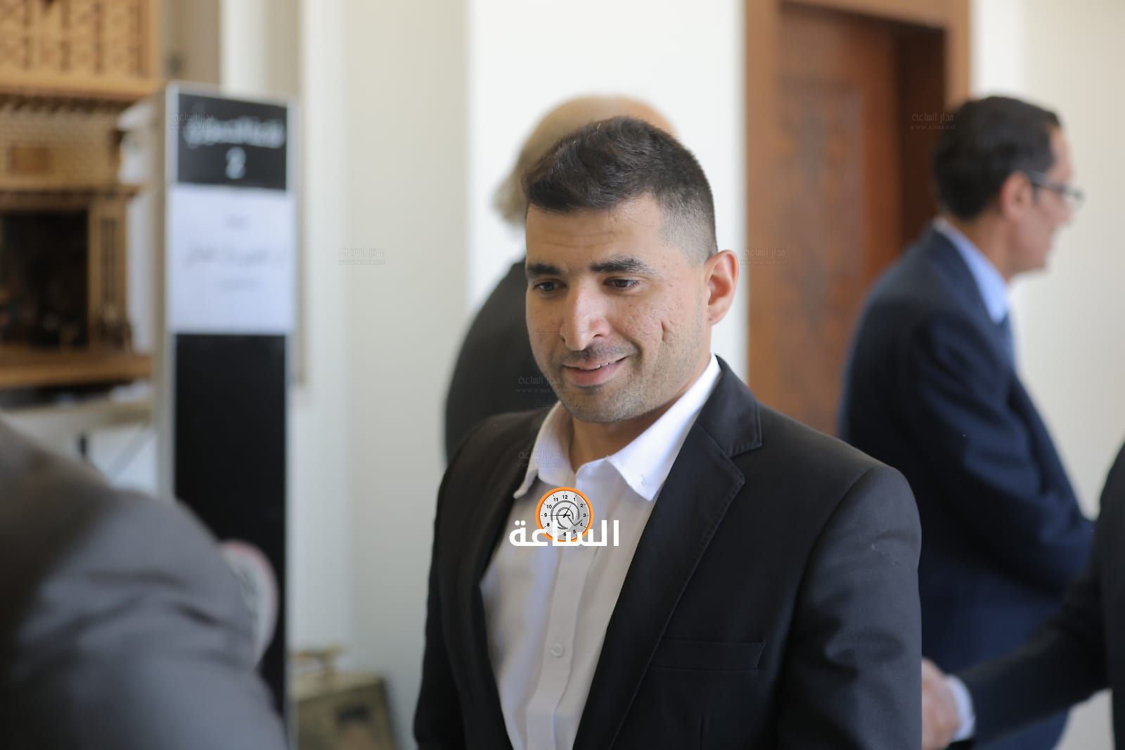 Madar Al-Saa Images 0.34087274545649693