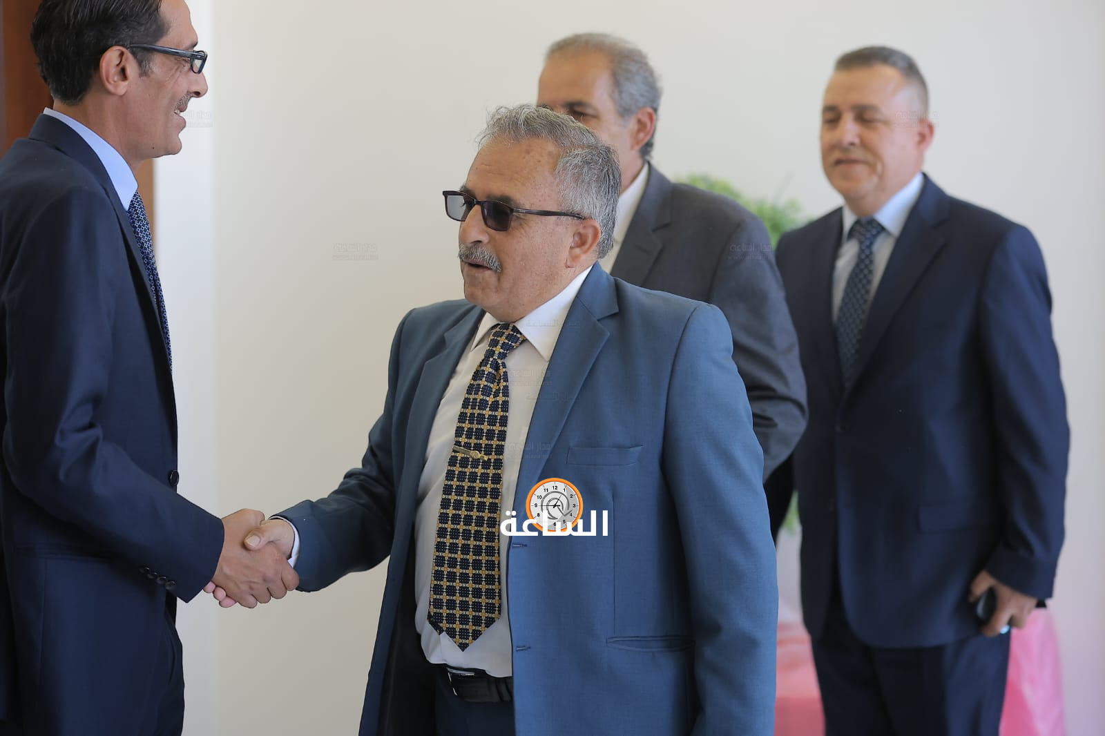 Madar Al-Saa Images 0.8129551591099783