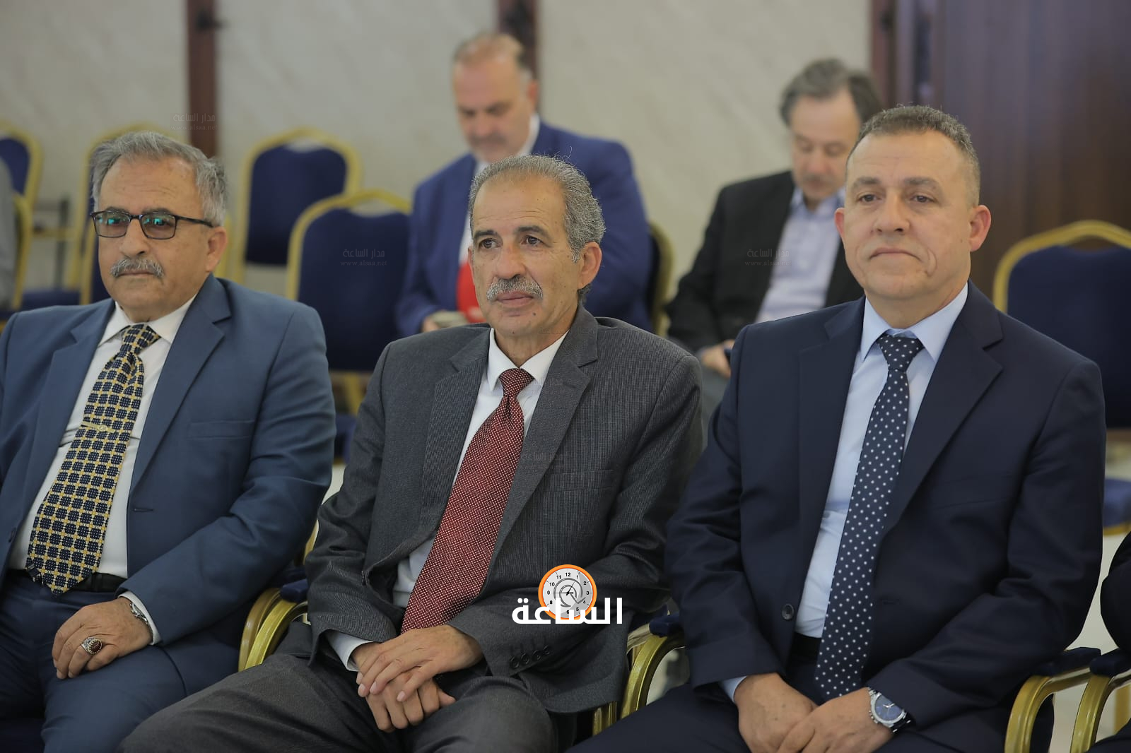 Madar Al-Saa Images 0.8743050180373522