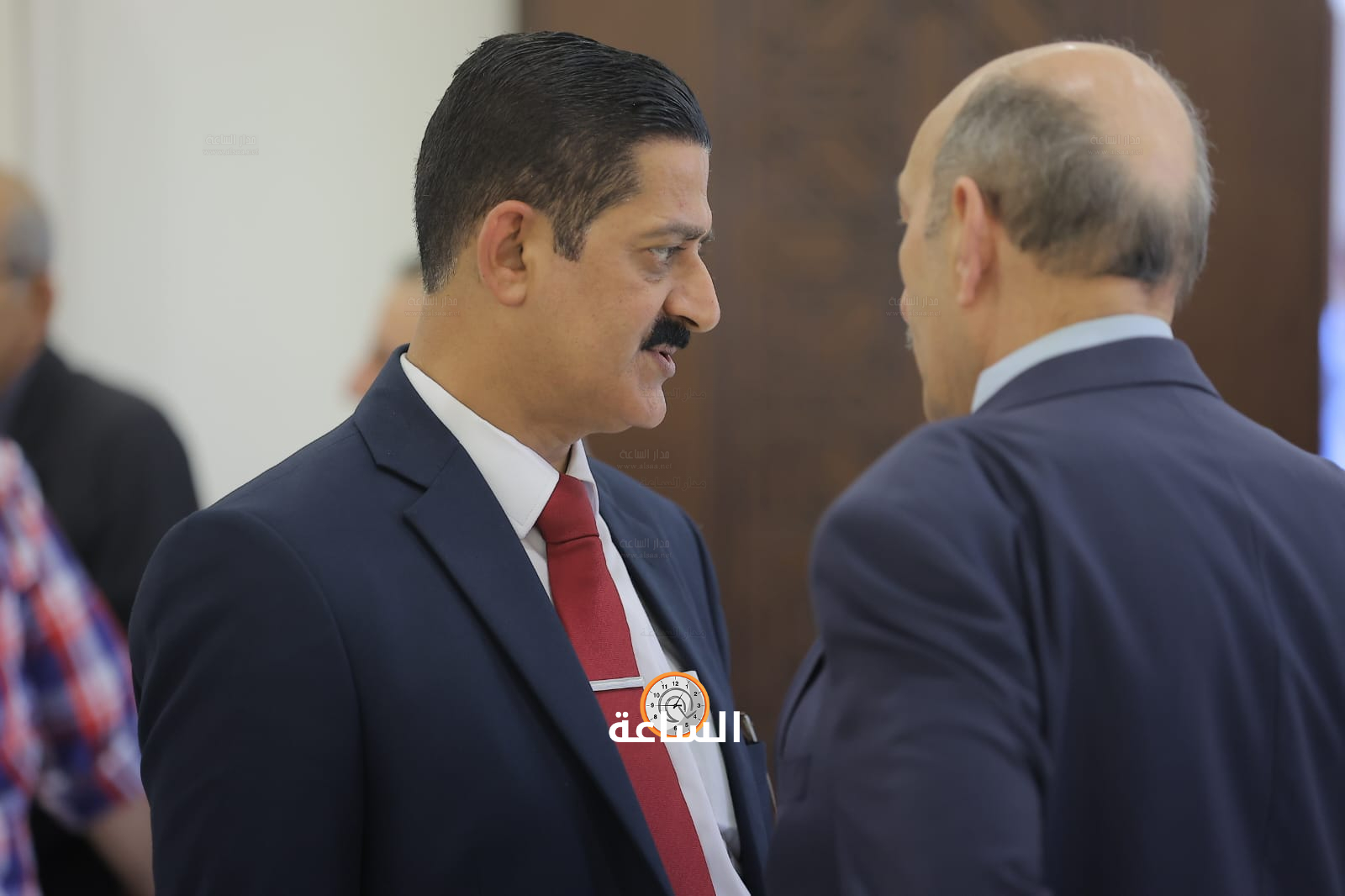 Madar Al-Saa Images 0.10645810855492199