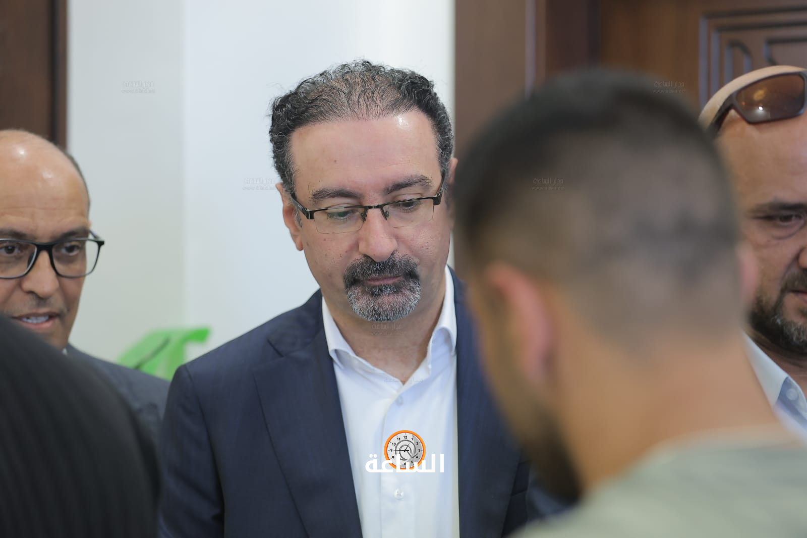 Madar Al-Saa Images 0.14908495020606471