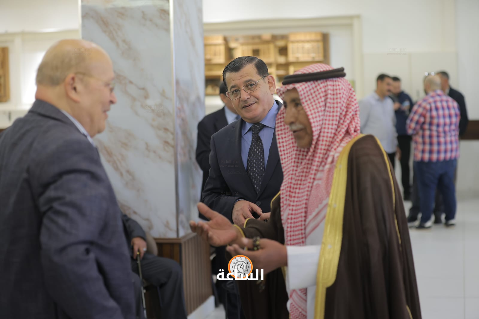 Madar Al-Saa Images 0.9098617653095508