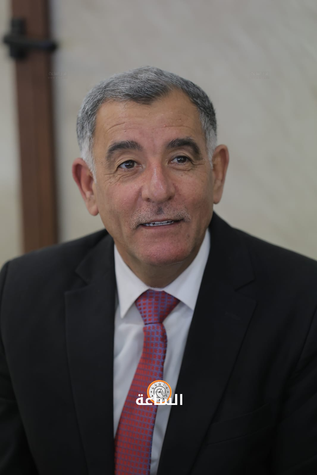 Madar Al-Saa Images 0.05870445504864408