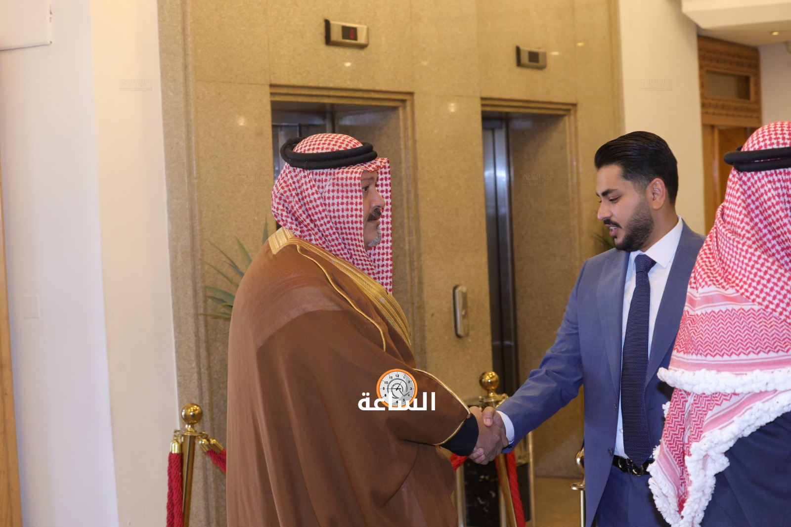 Madar Al-Saa Images 0.44259923113567323