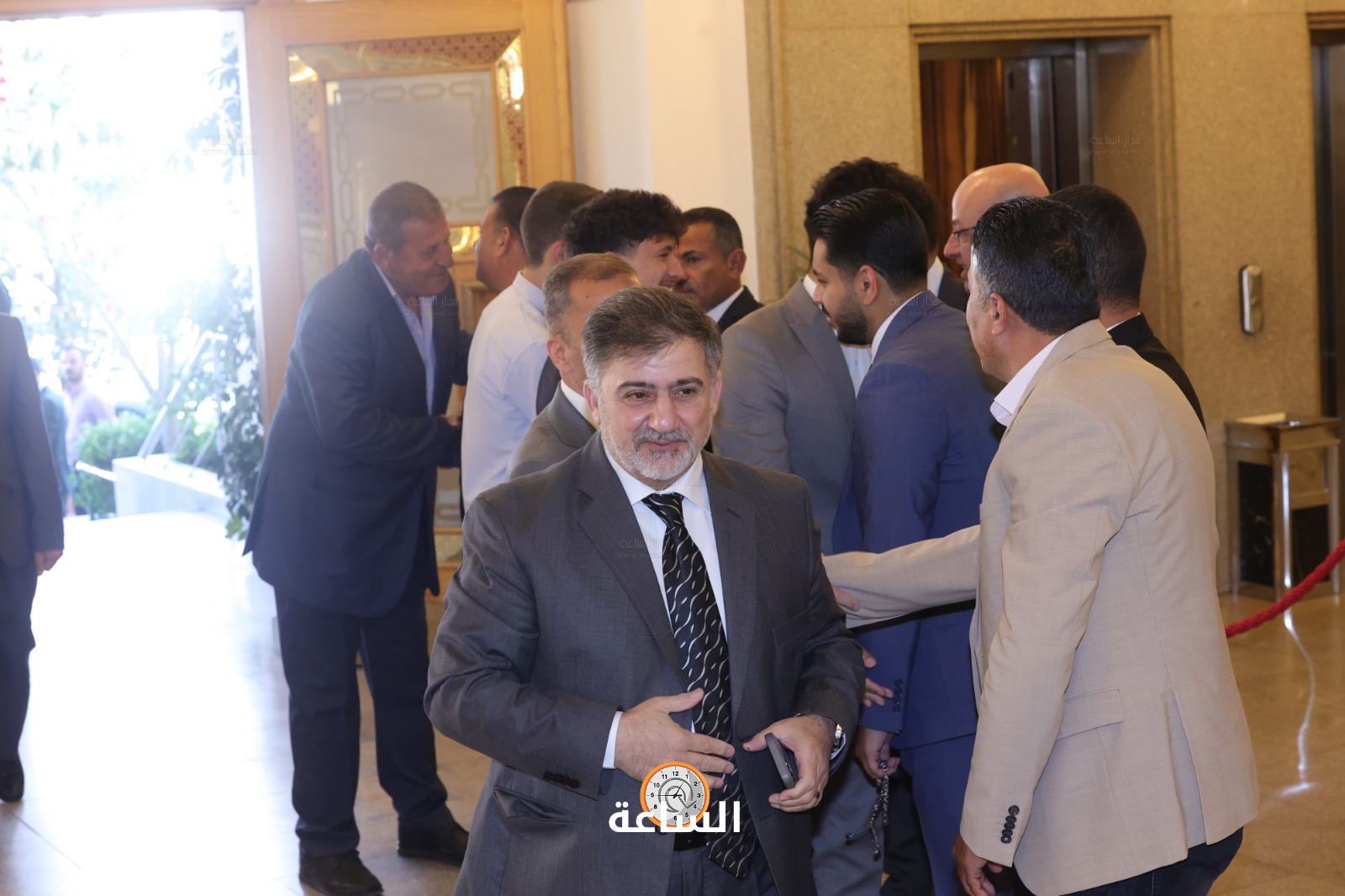 Madar Al-Saa Images 0.18644062316597565