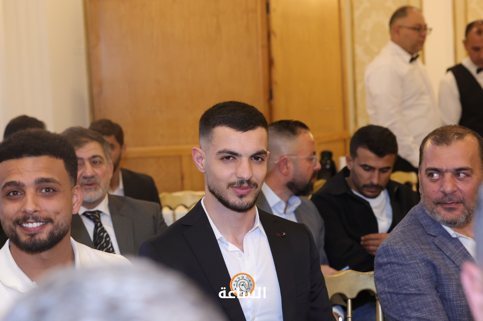 Madar Al-Saa Images 0.8608629168346438