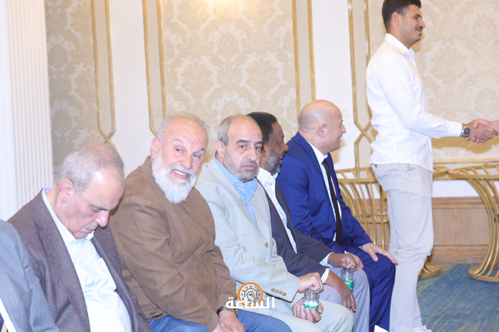 Madar Al-Saa Images 0.18410072344608586