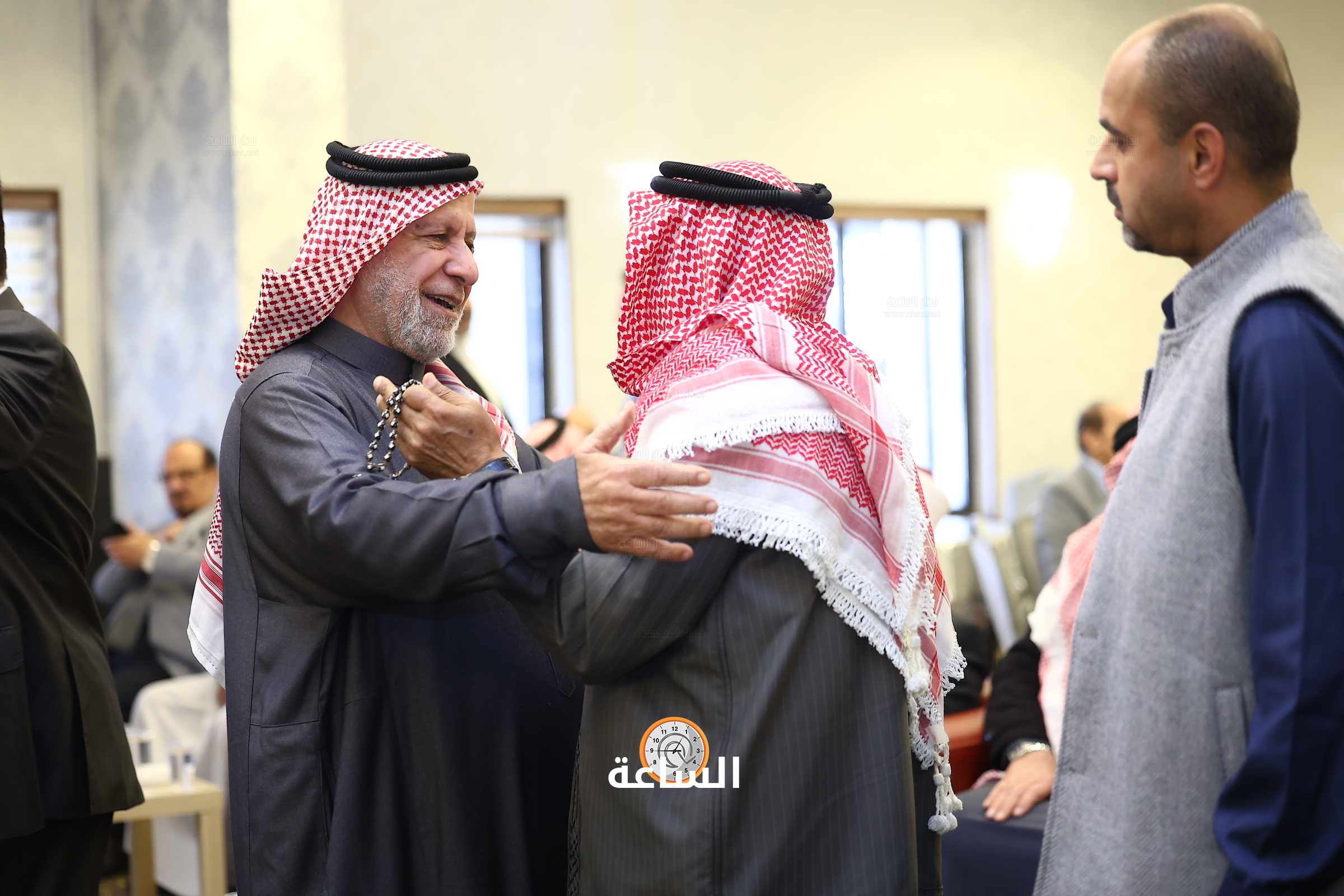 Madar Al-Saa Images 0.32075735597458943