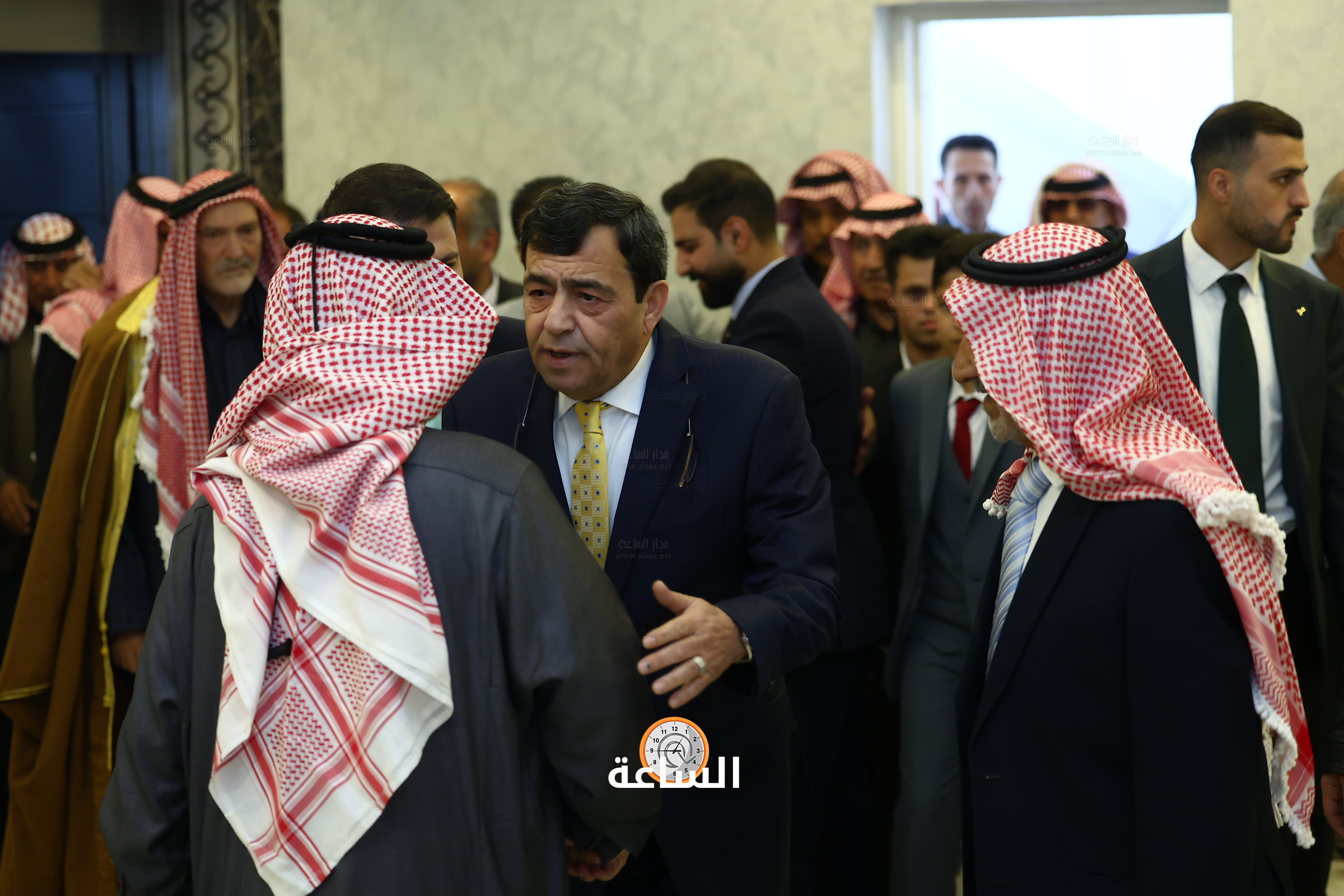 Madar Al-Saa Images 0.5904629689106422