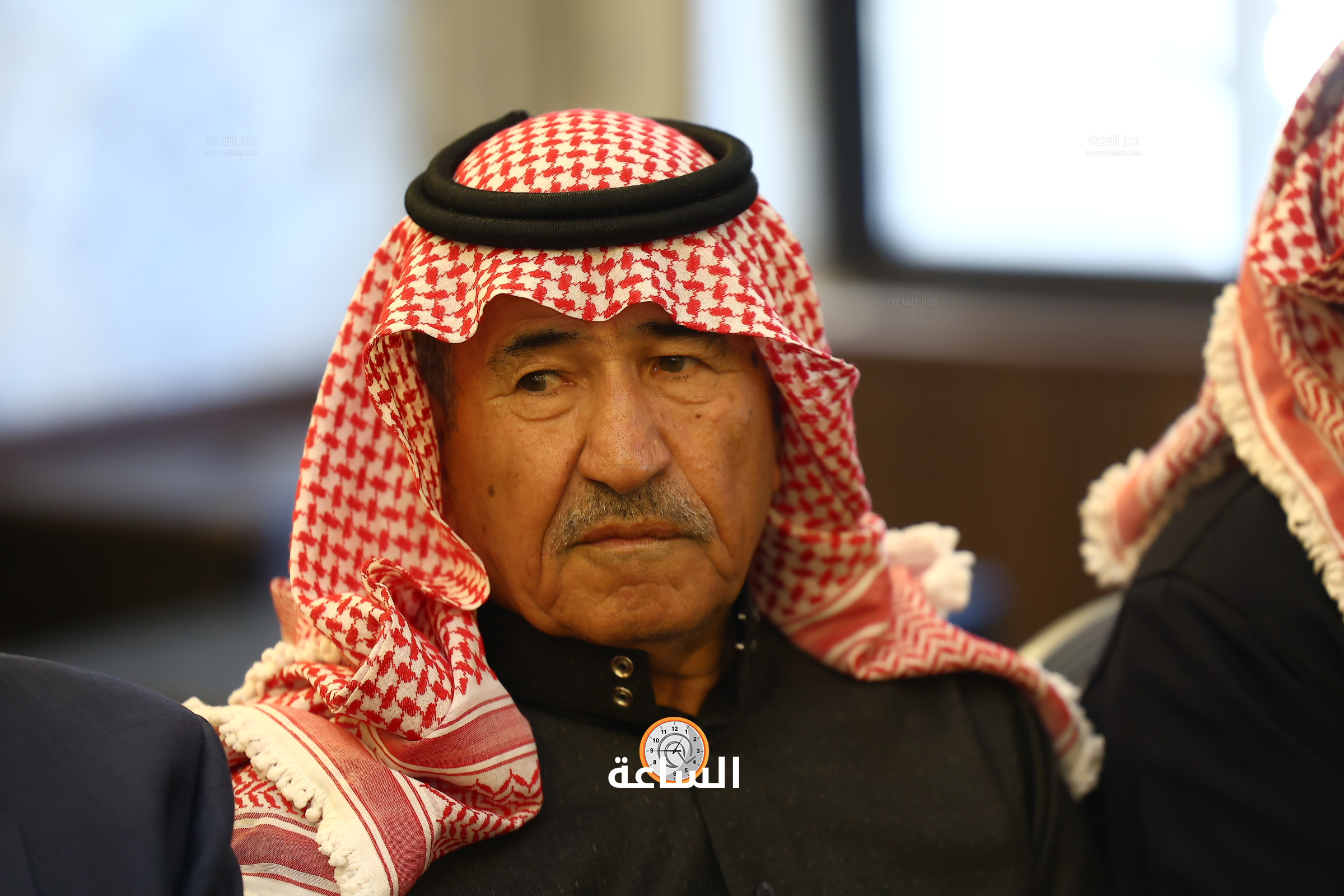 Madar Al-Saa Images 0.4489665715376331