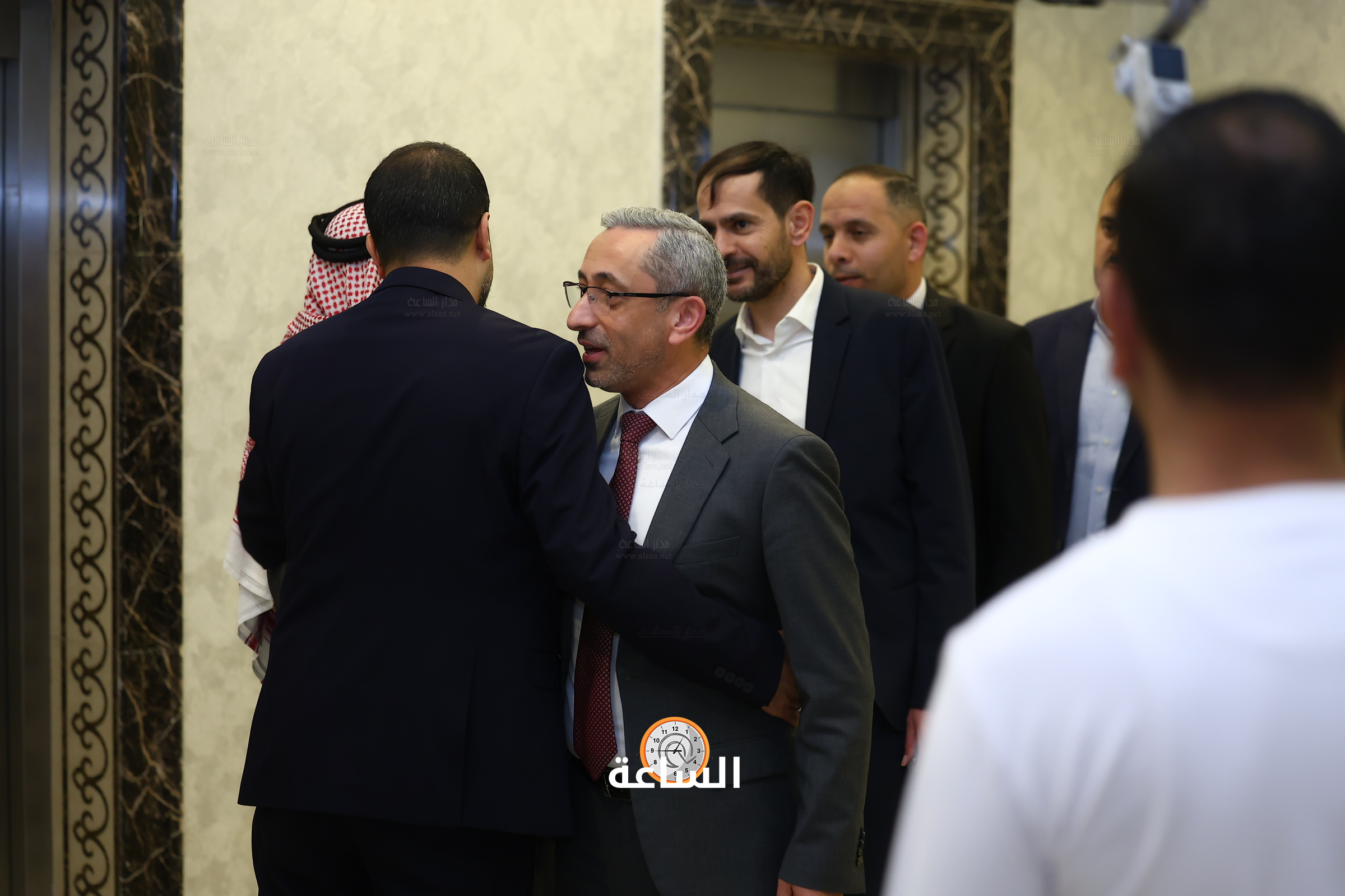 Madar Al-Saa Images 0.02039289862464022
